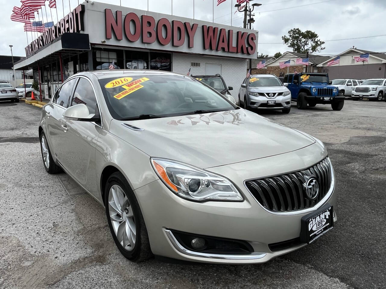 2016 Buick Regal -'s photo