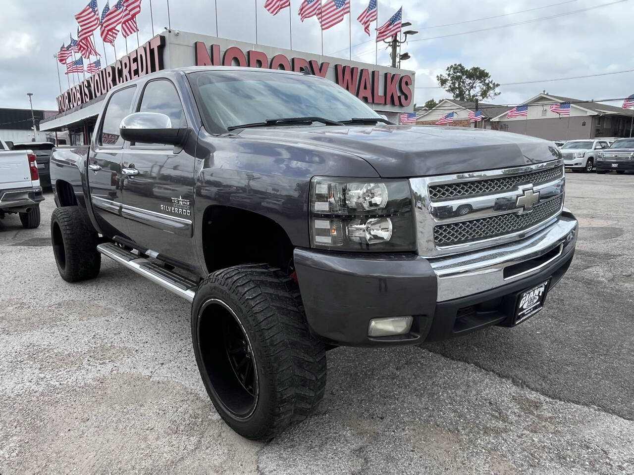 2011 Chevrolet Silverado 1500 LT Crew Cab's photo