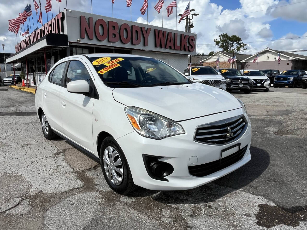 2019 Mitsubishi Mirage ES CVT's photo