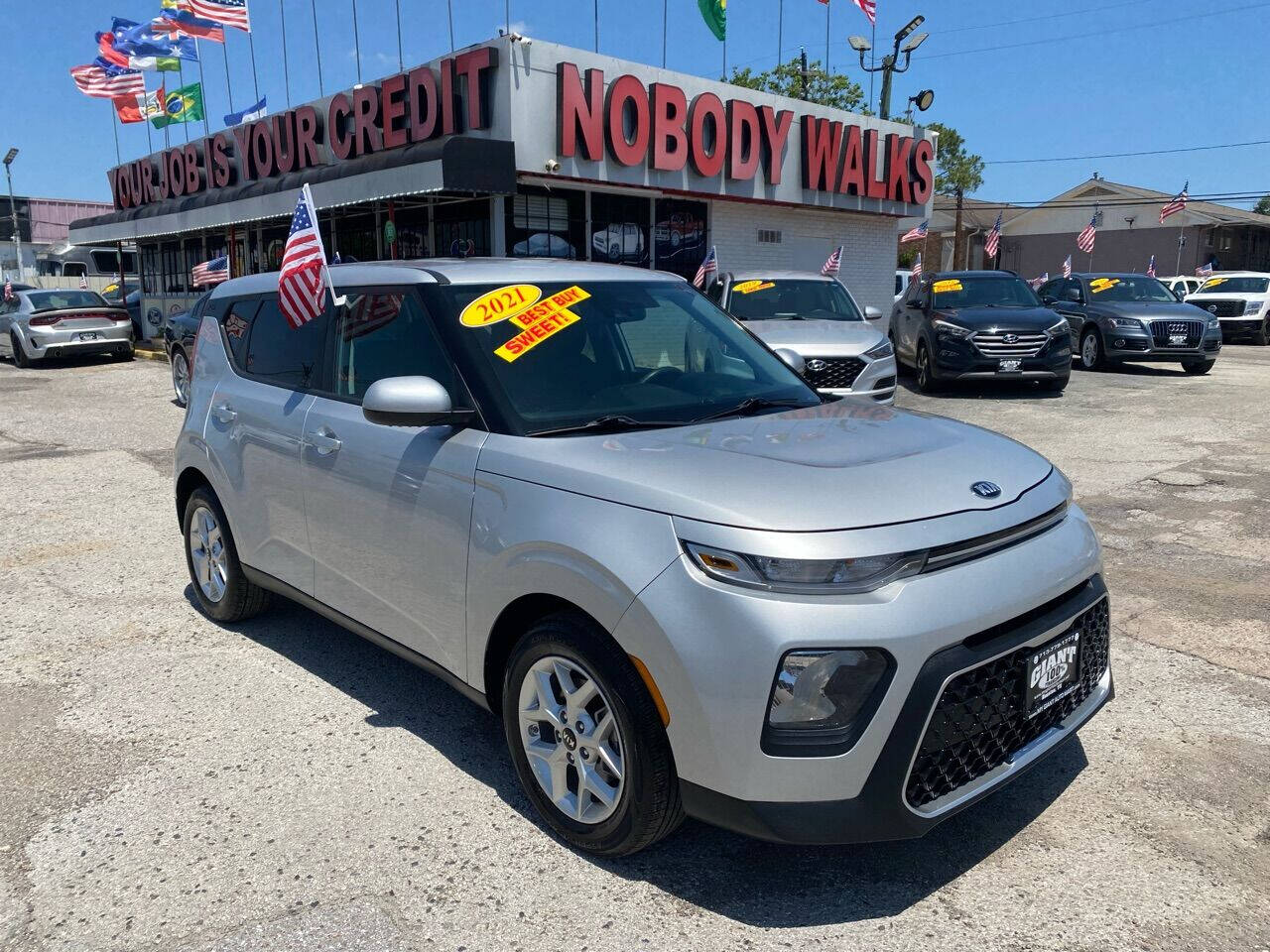 2021 Kia Soul 2.0L S IVT's photo