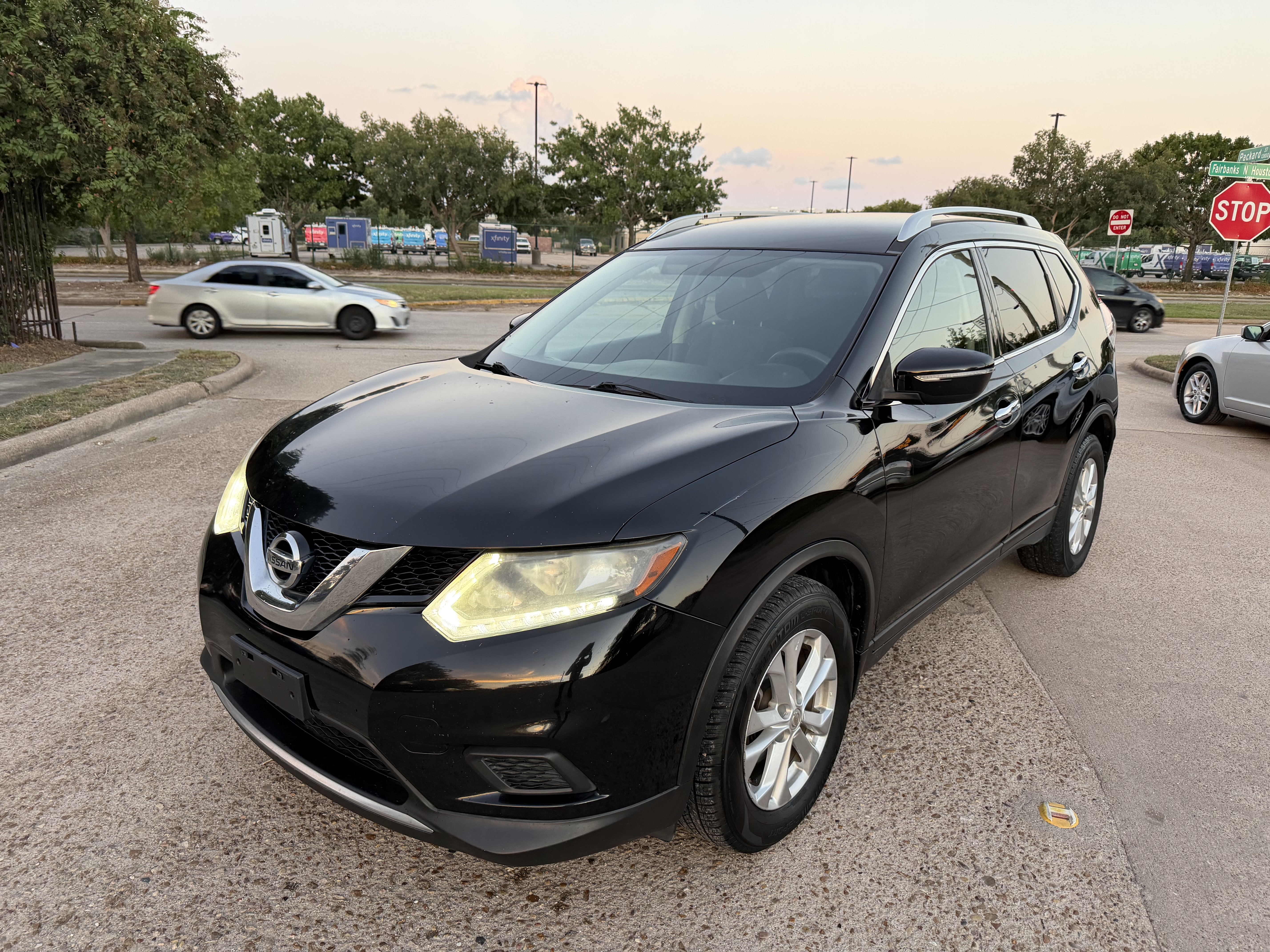 Black 2015 Nissan Rogue SUV / Crossover Front-Wheel Drive Automatic