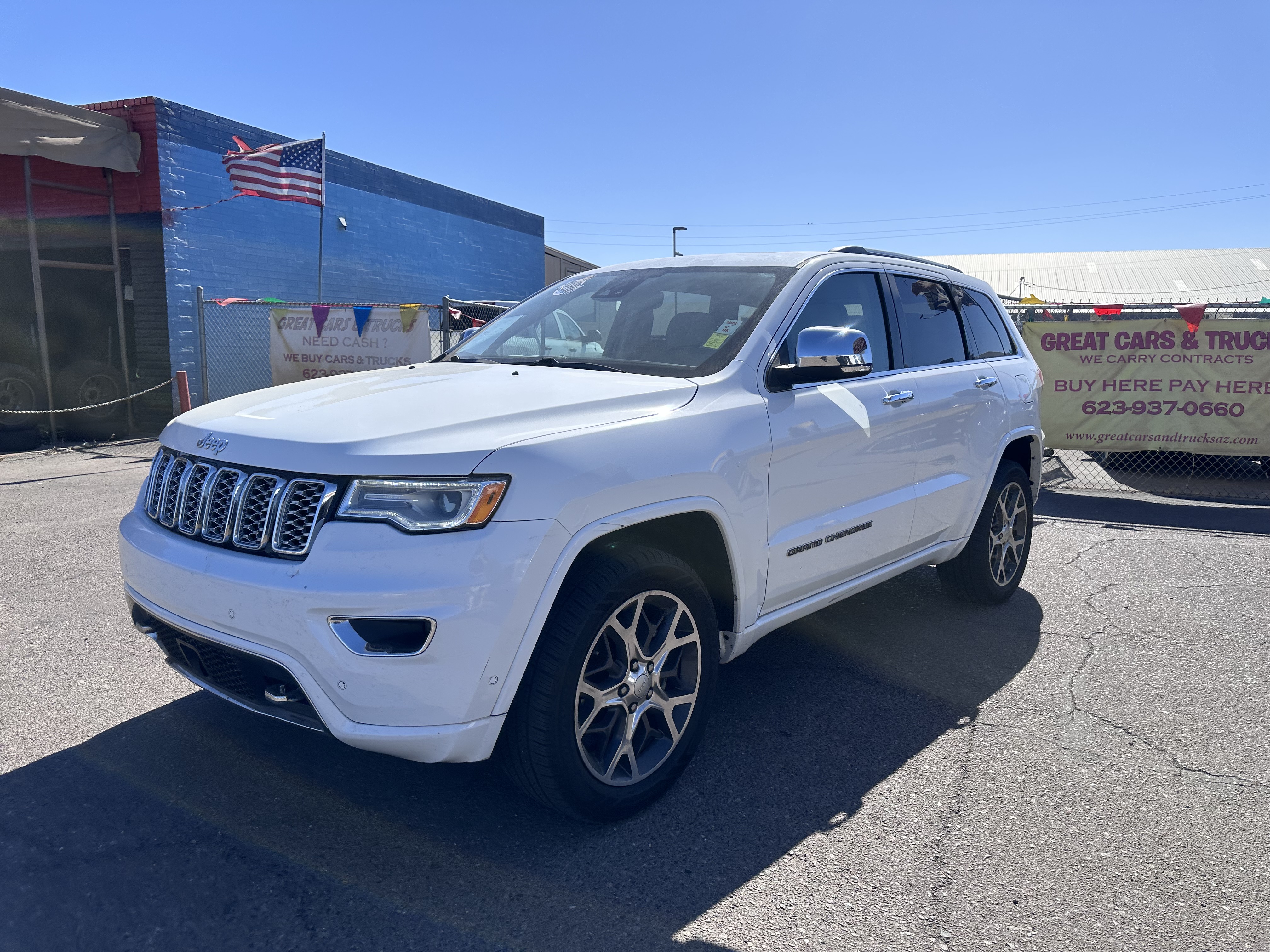 View vehicle photo 7
