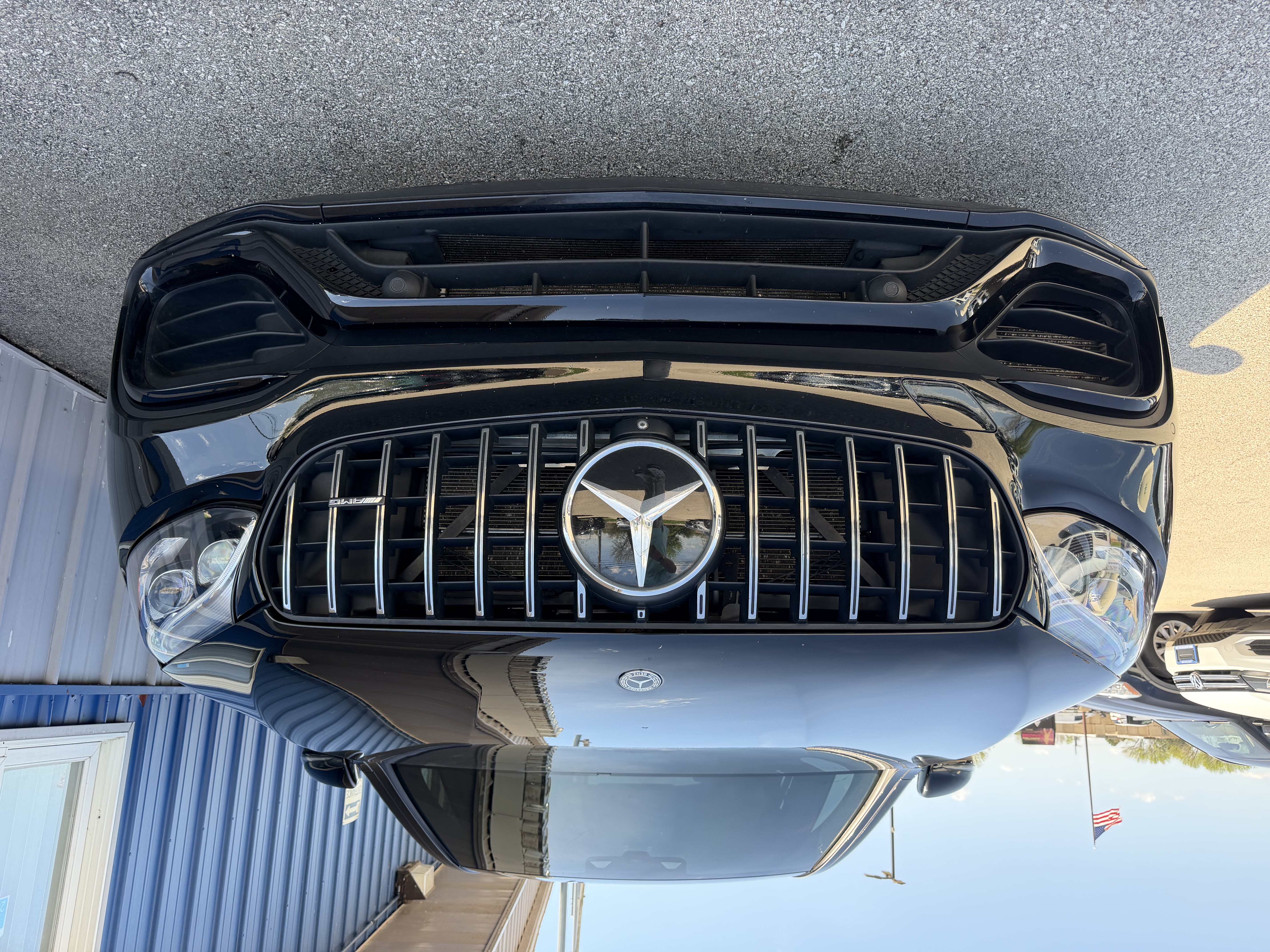 View vehicle photo 3