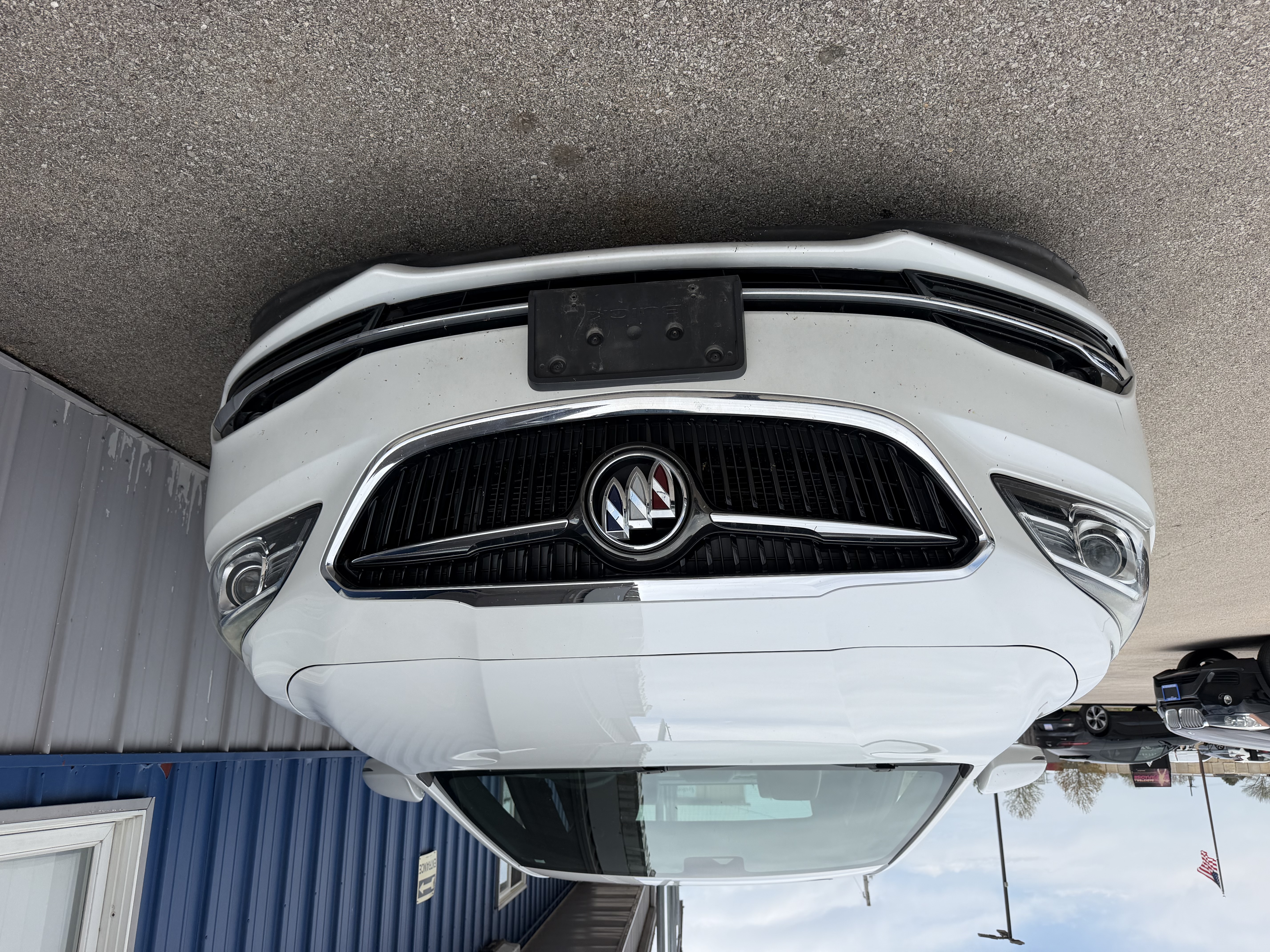 View vehicle photo 5