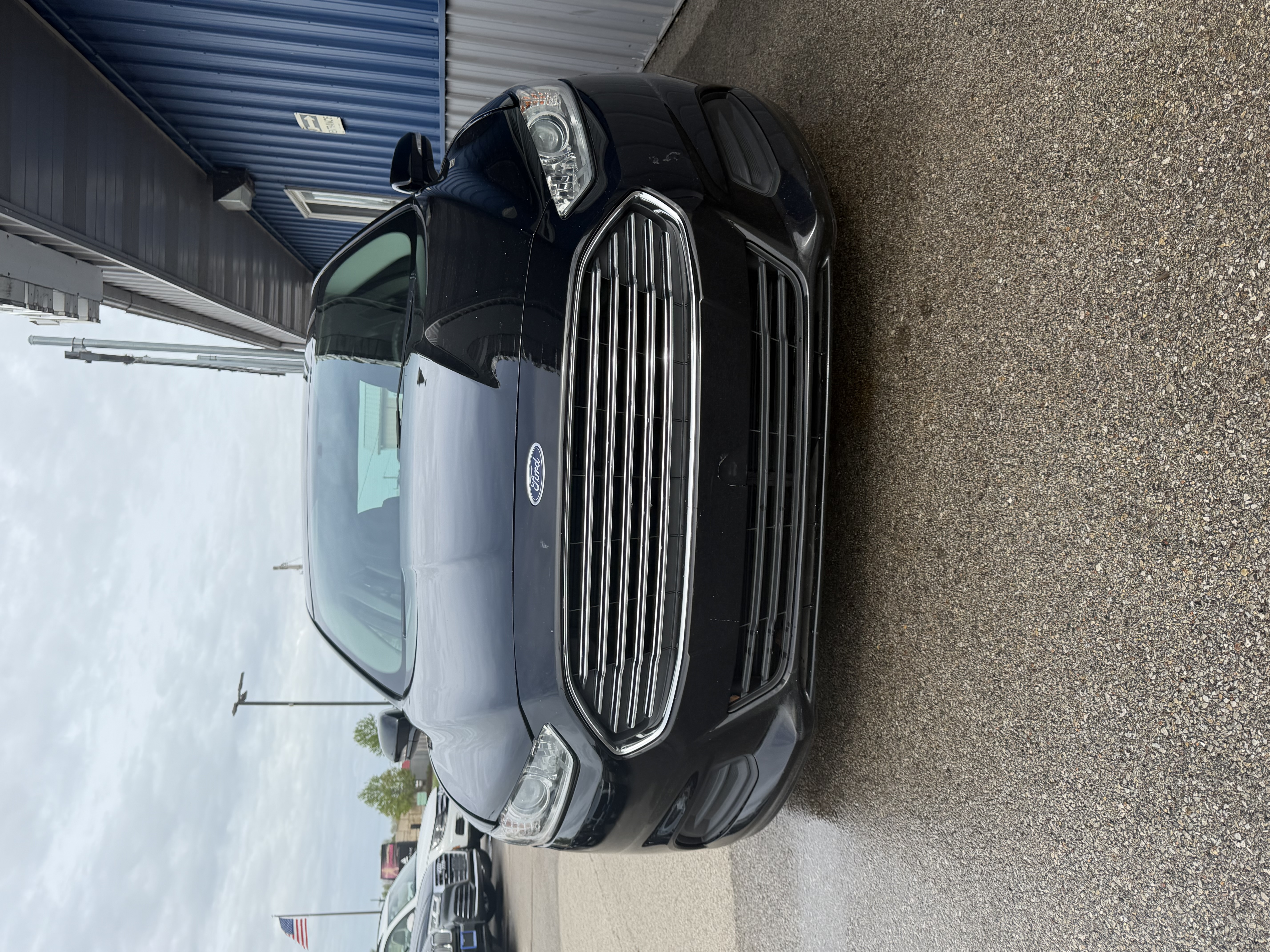 View vehicle photo 5