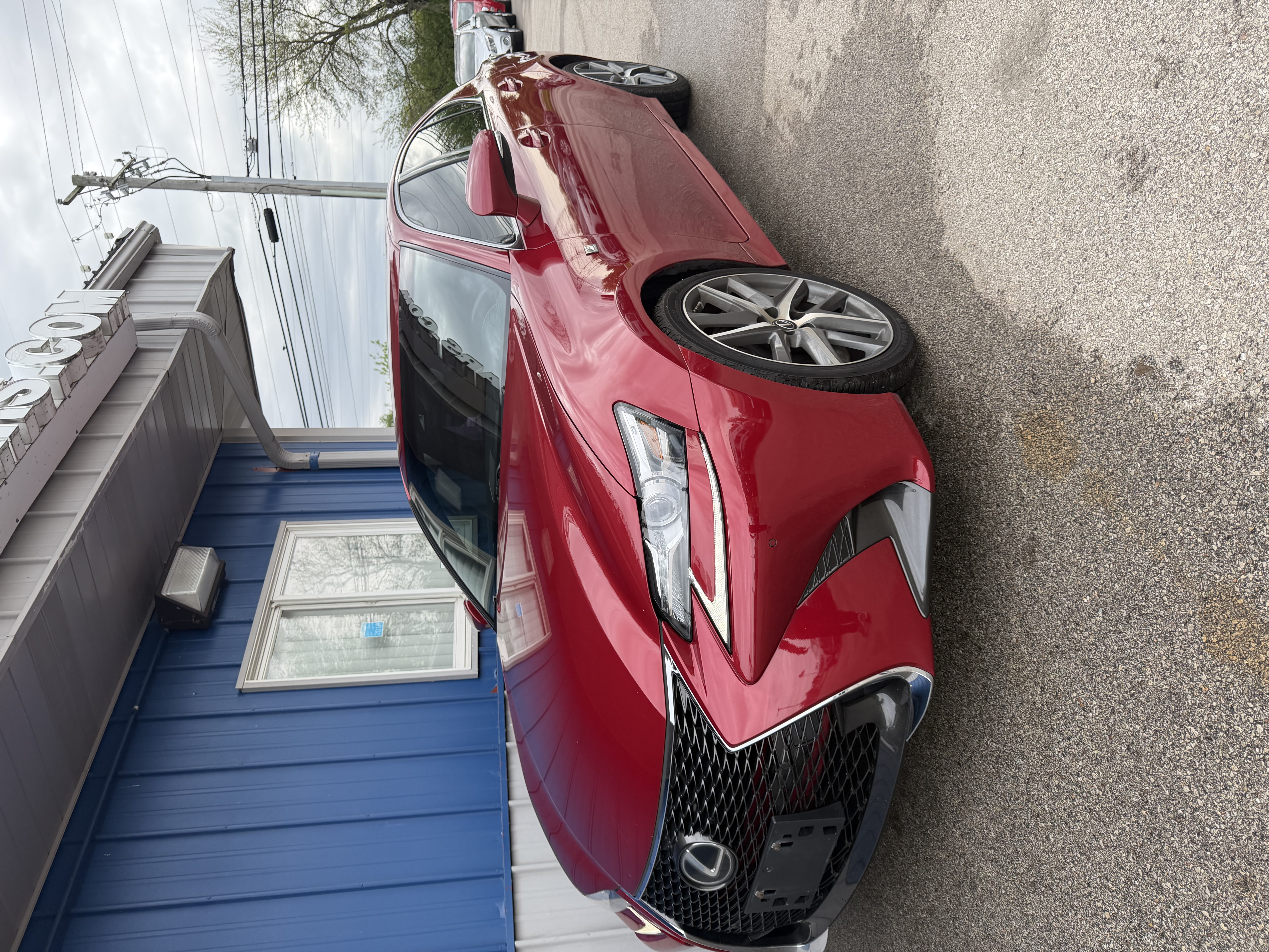 View vehicle photo 3