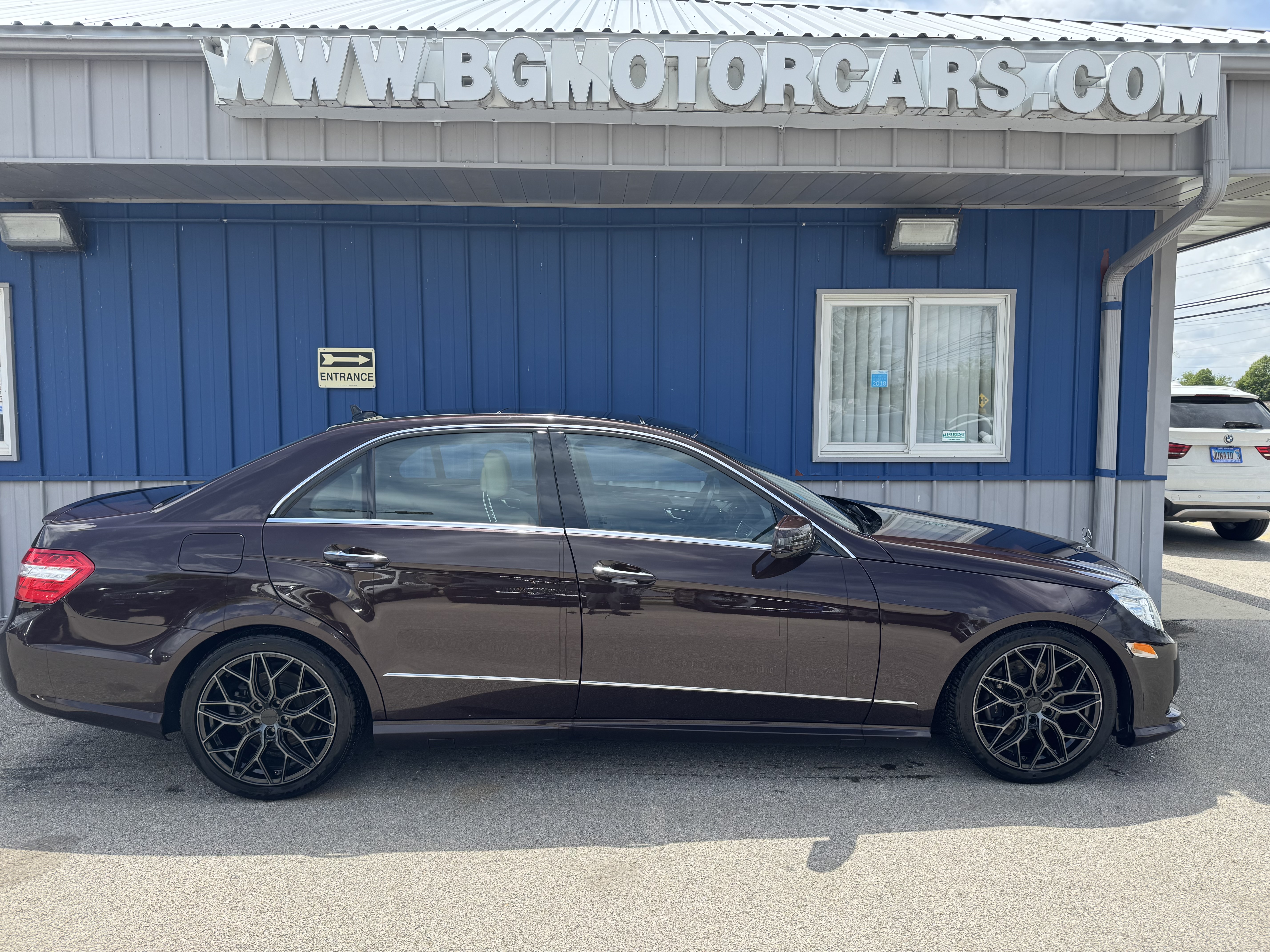 Red (Burgundy) 2013 Mercedes-Benz E-Class E 350 Luxury 4MATIC Sedan All-Wheel Drive Automatic