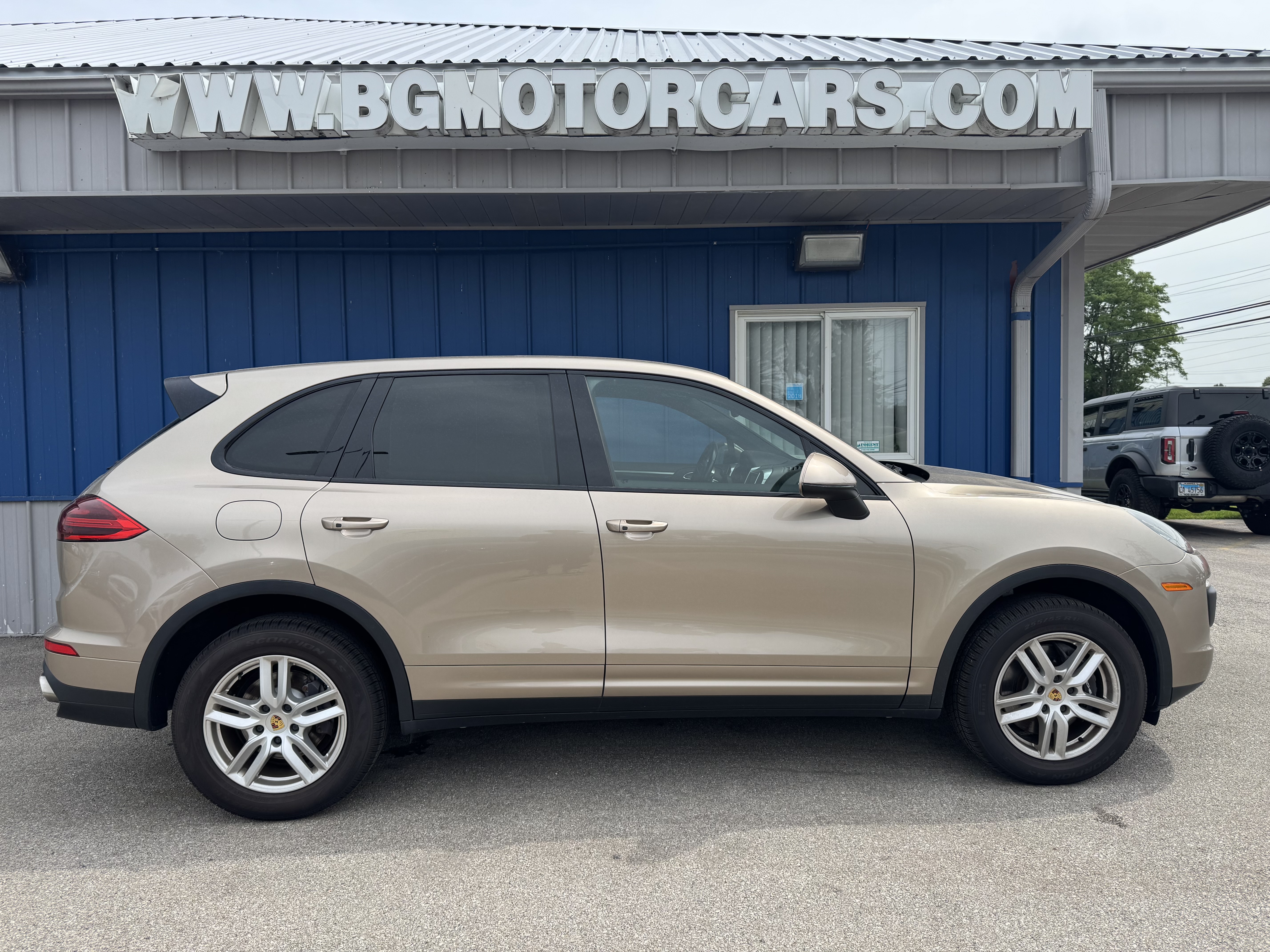 Gold 2016 Porsche Cayenne SUV / Crossover All-Wheel Drive Automatic