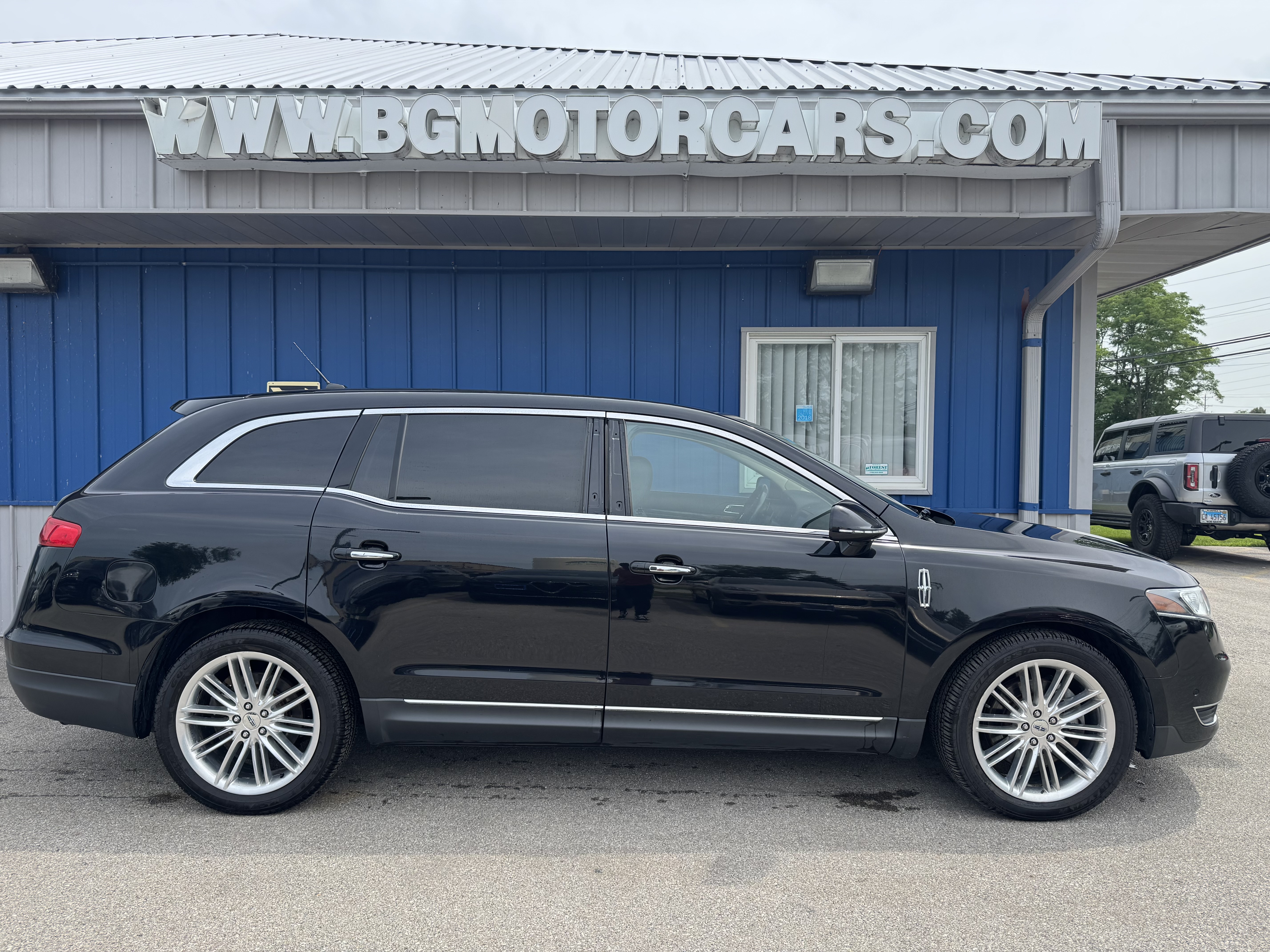 Black 2019 Lincoln MKT SUV / Crossover All-Wheel Drive Automatic