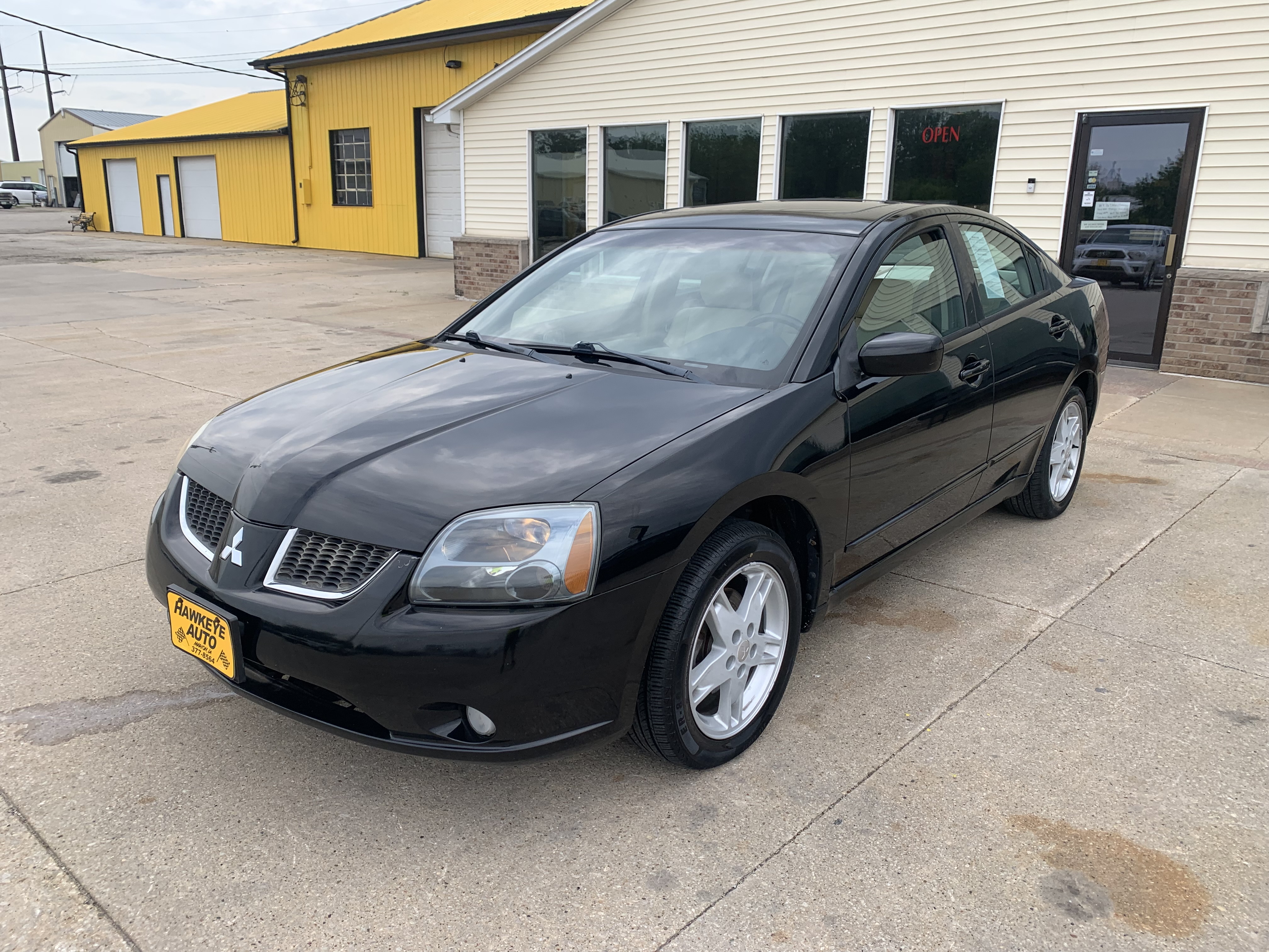 Black 2005 Mitsubishi Galant GTS Sedan Front-Wheel Drive Automatic