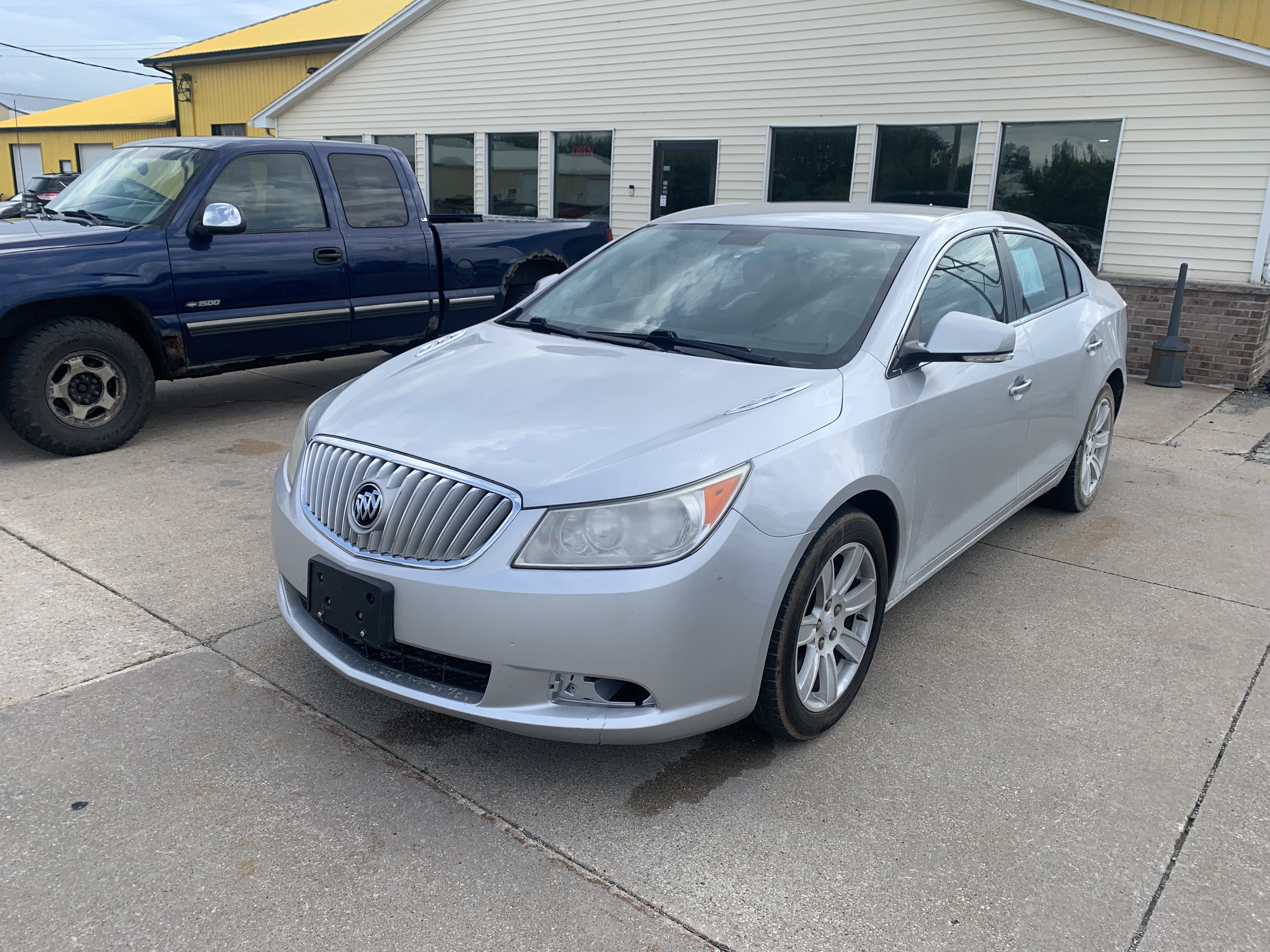 Silver 2011 Buick LaCrosse CXL FWD Sedan Front-Wheel Drive Automatic