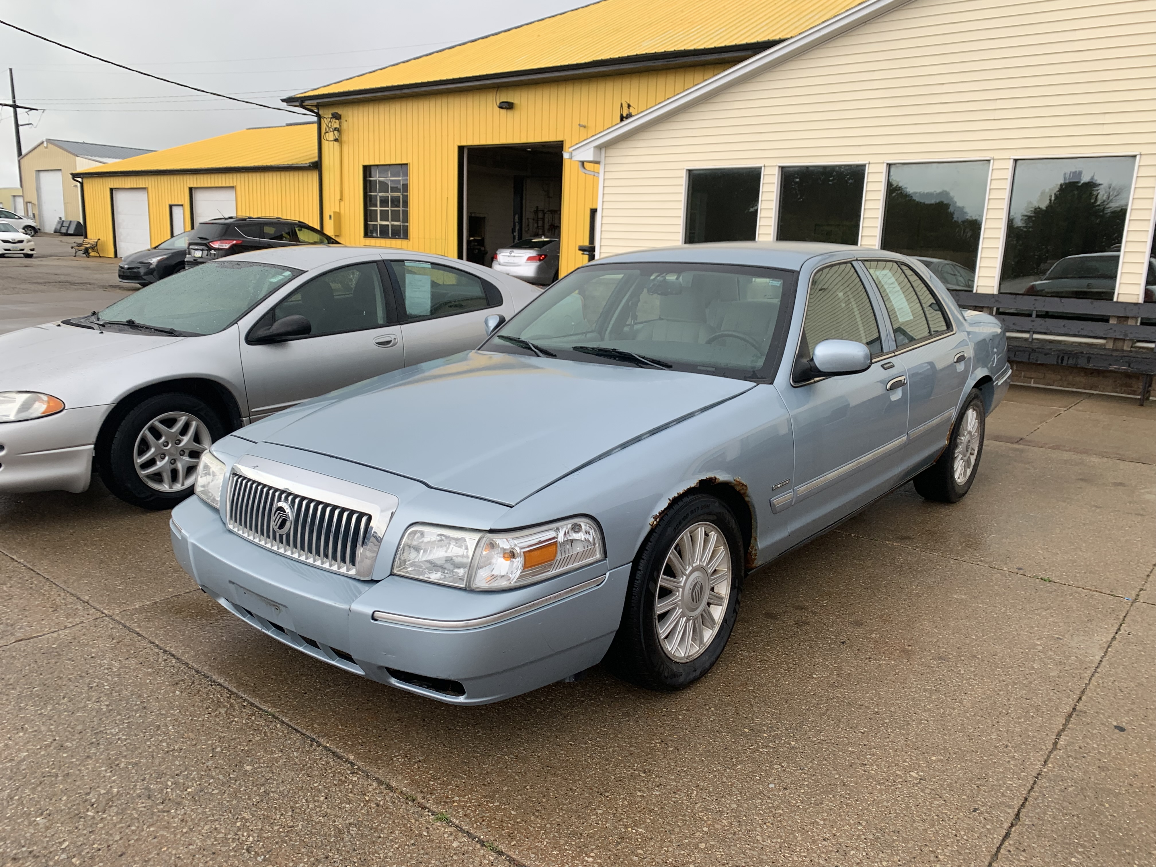 Blue 2009 Mercury Grand Marquis LS Sedan Rear-Wheel Drive