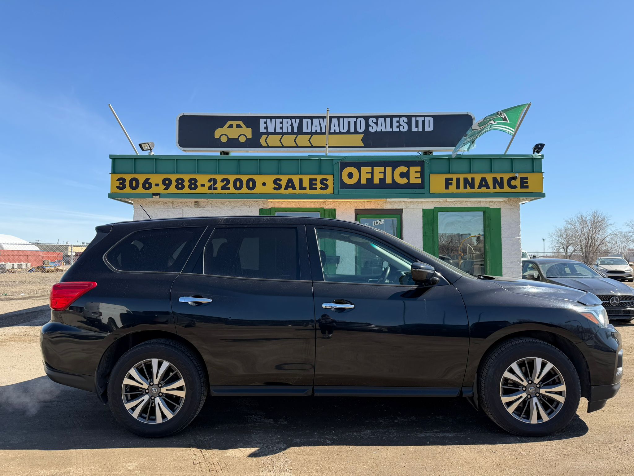2017 Nissan Pathfinder S
