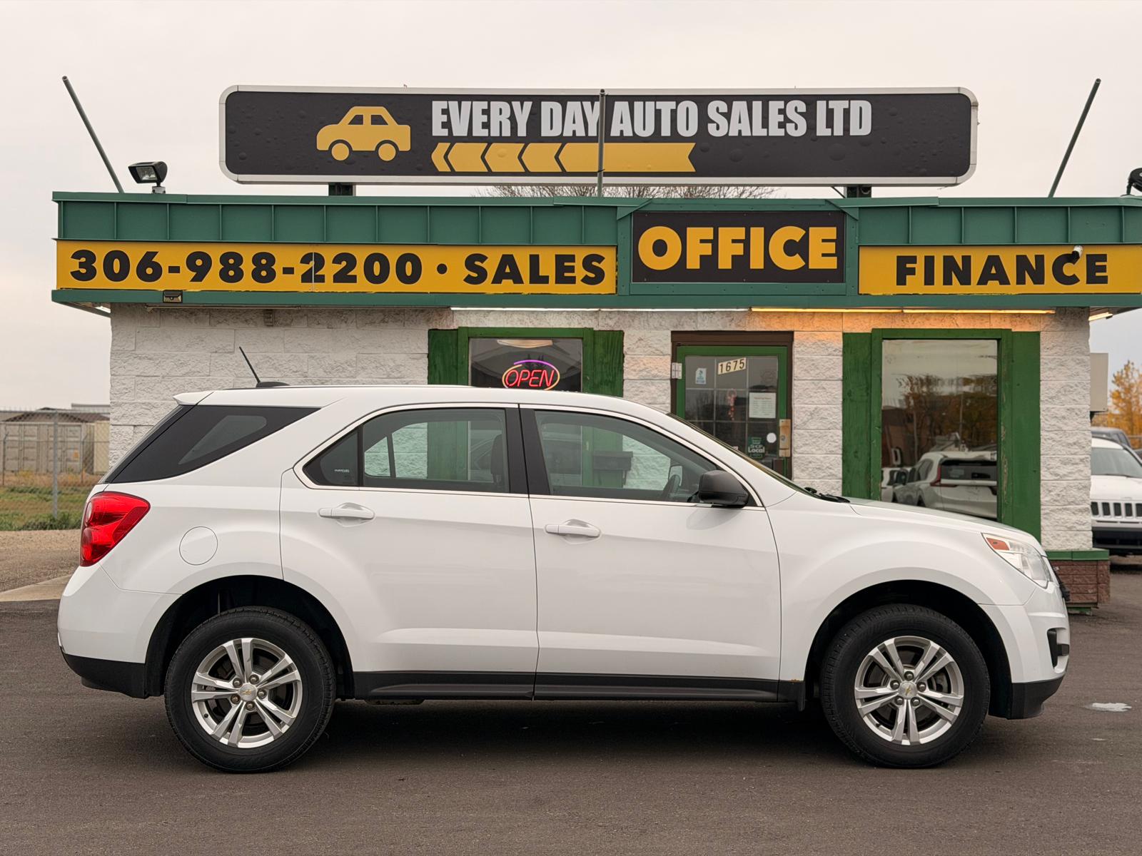 White 2015 Chevrolet Equinox SUV / Crossover All-Wheel Drive Automatic