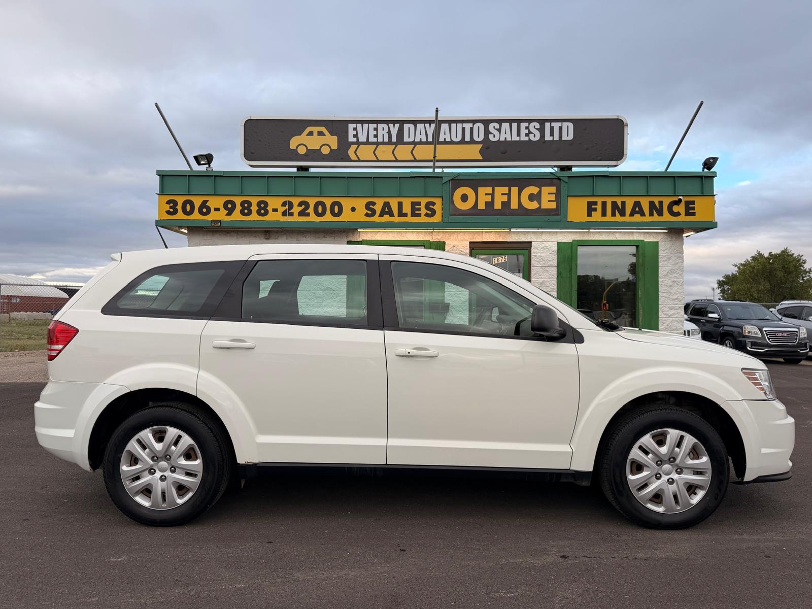 White 2018 Dodge Journey SUV / Crossover Automatic