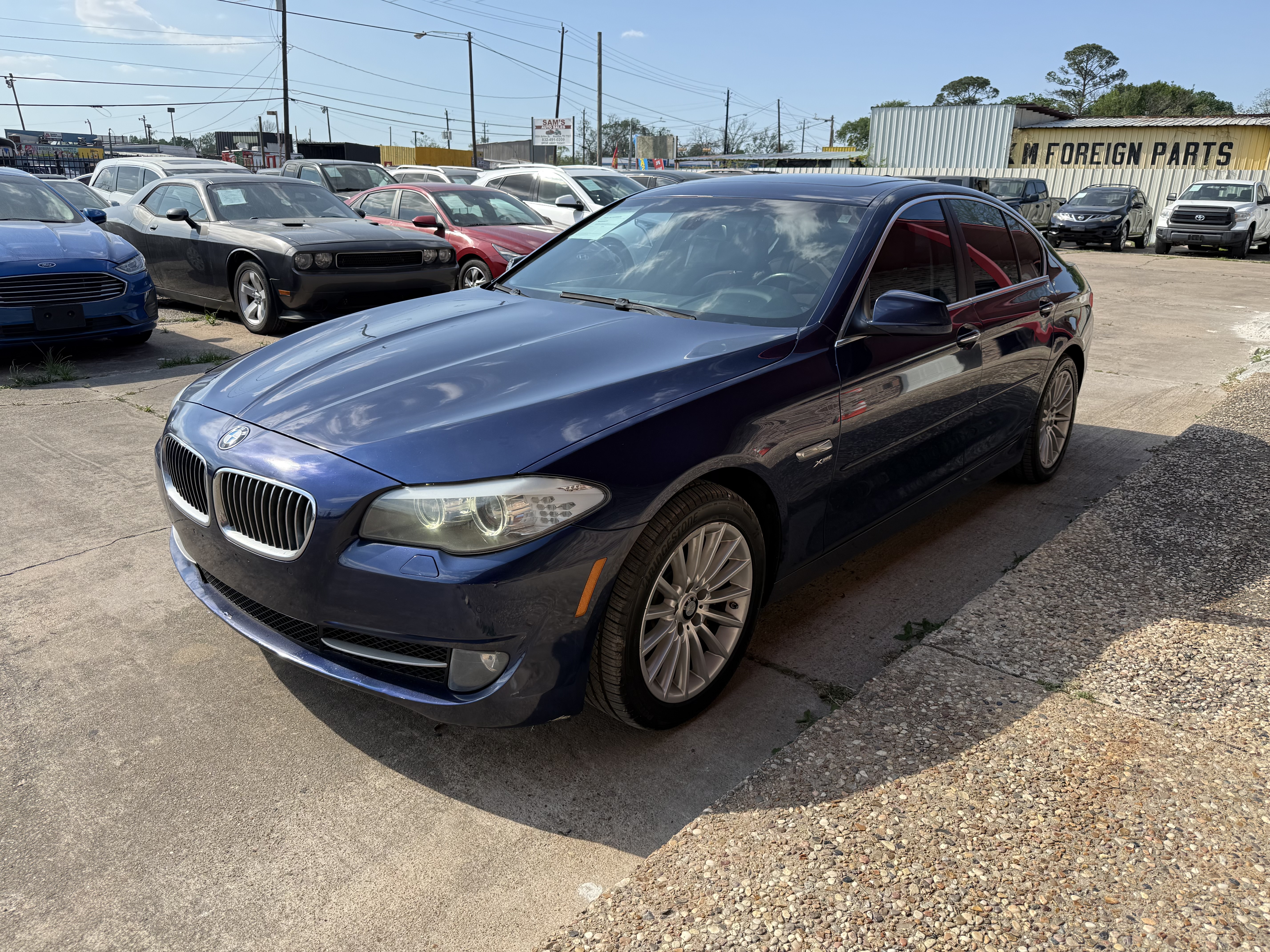 2011 BMW 5 Series 535i xDrive Sedan's photo