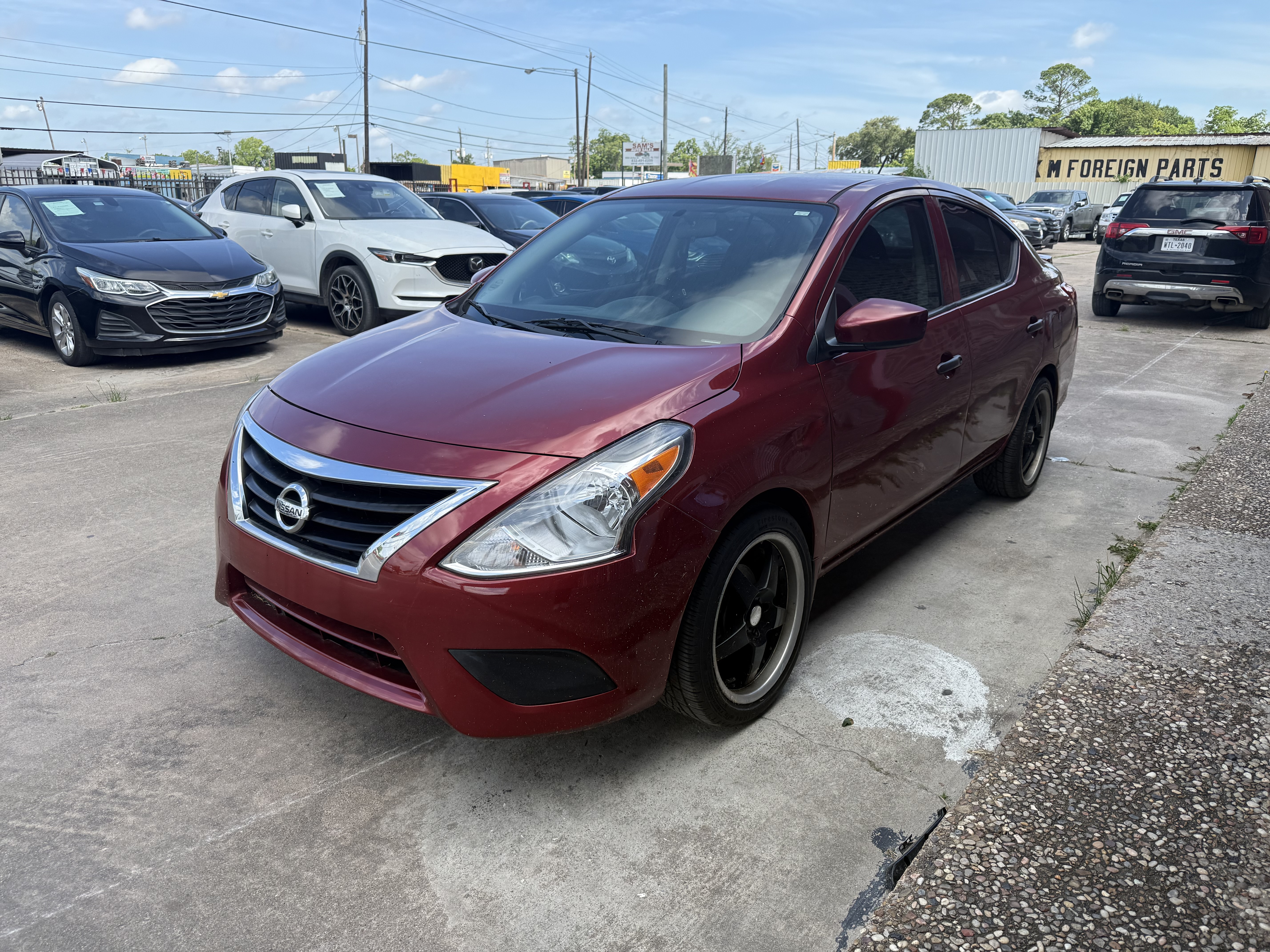 2018 Nissan Versa 1.6 S Plus CVT's photo