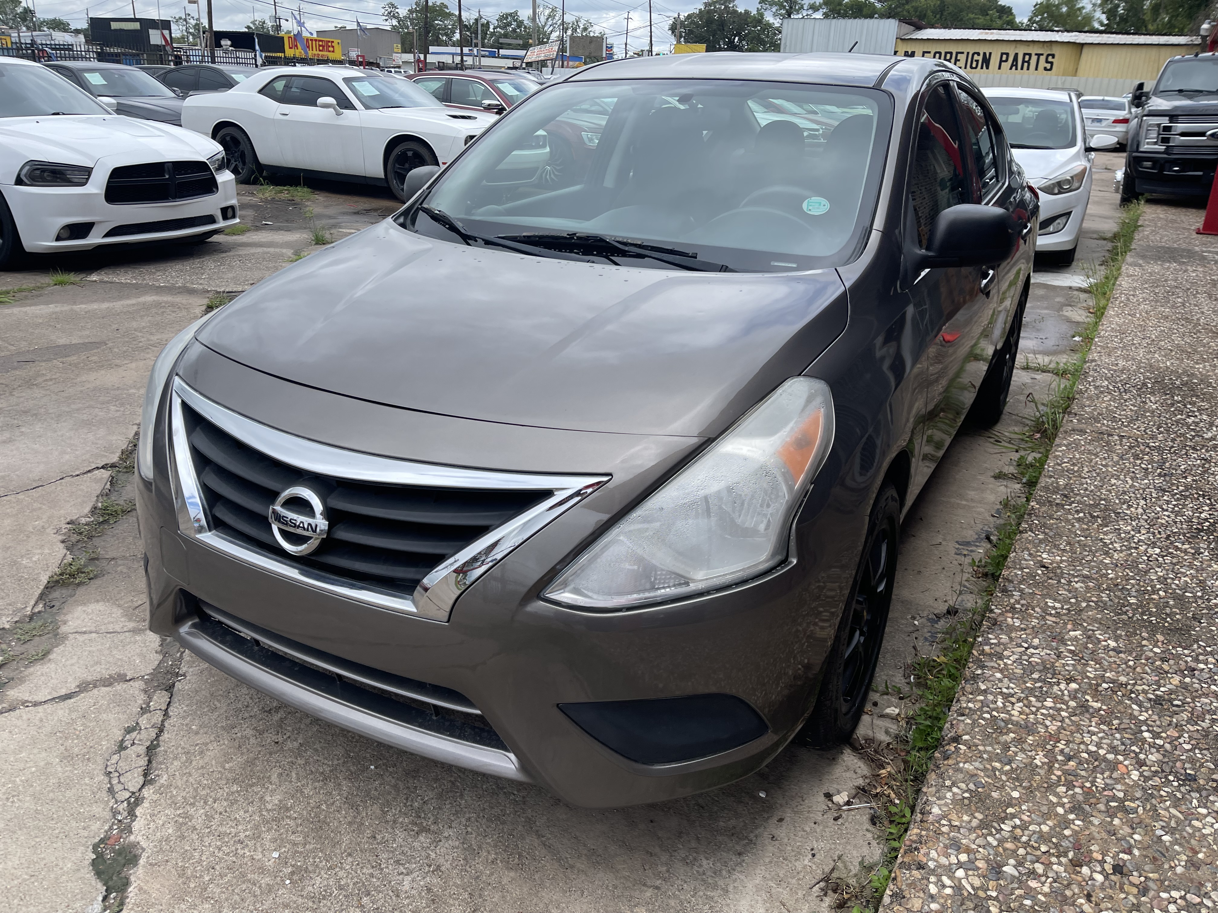 2015 Nissan Versa 1.6 S Plus CVT's photo