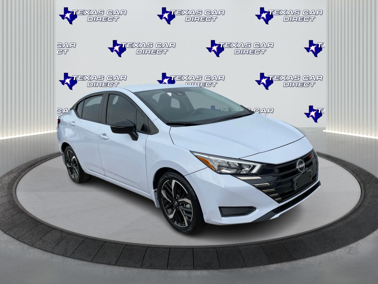 2024 Nissan Versa SR