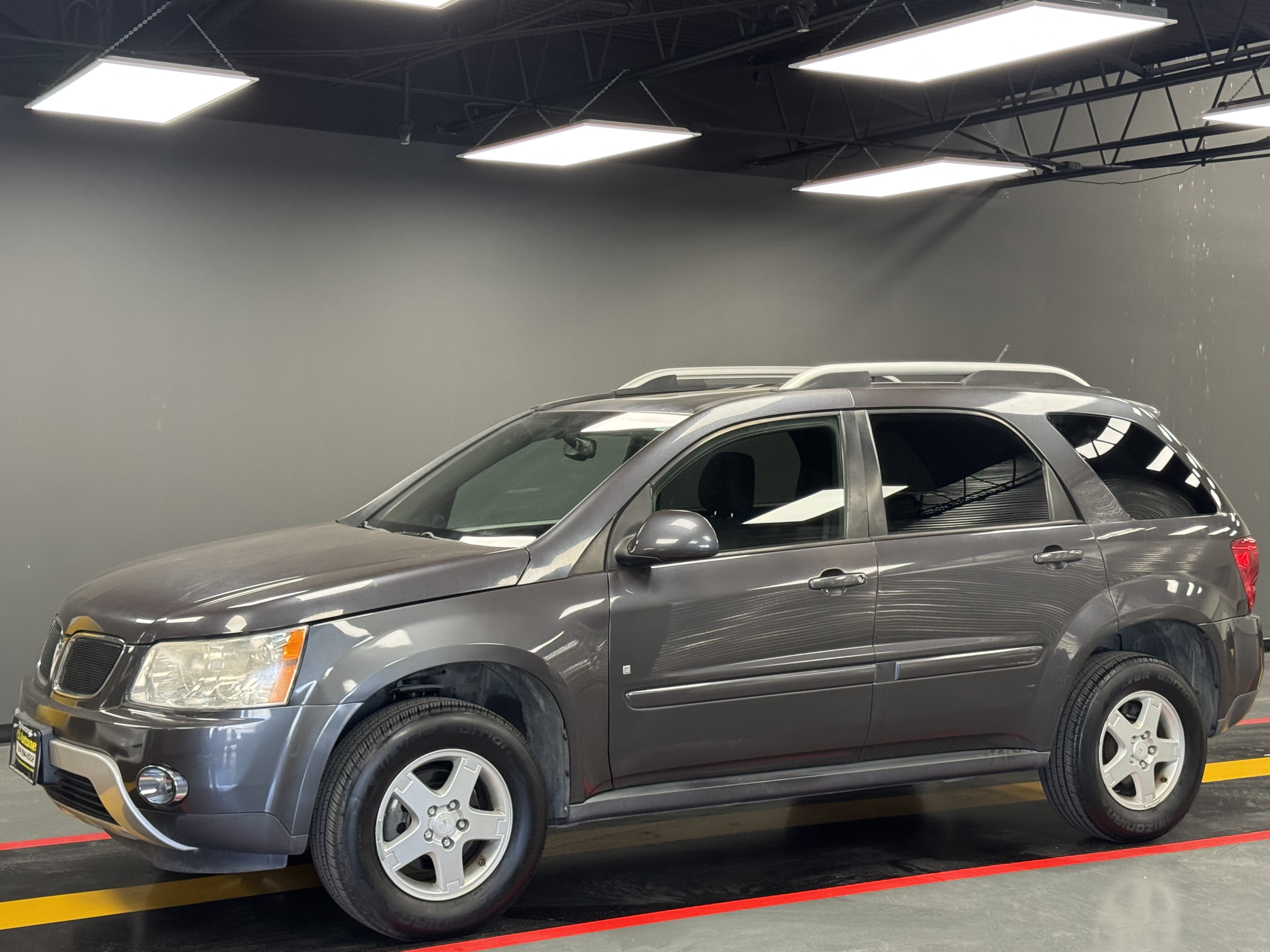 Gray 2008 Pontiac Torrent SUV / Crossover Automatic