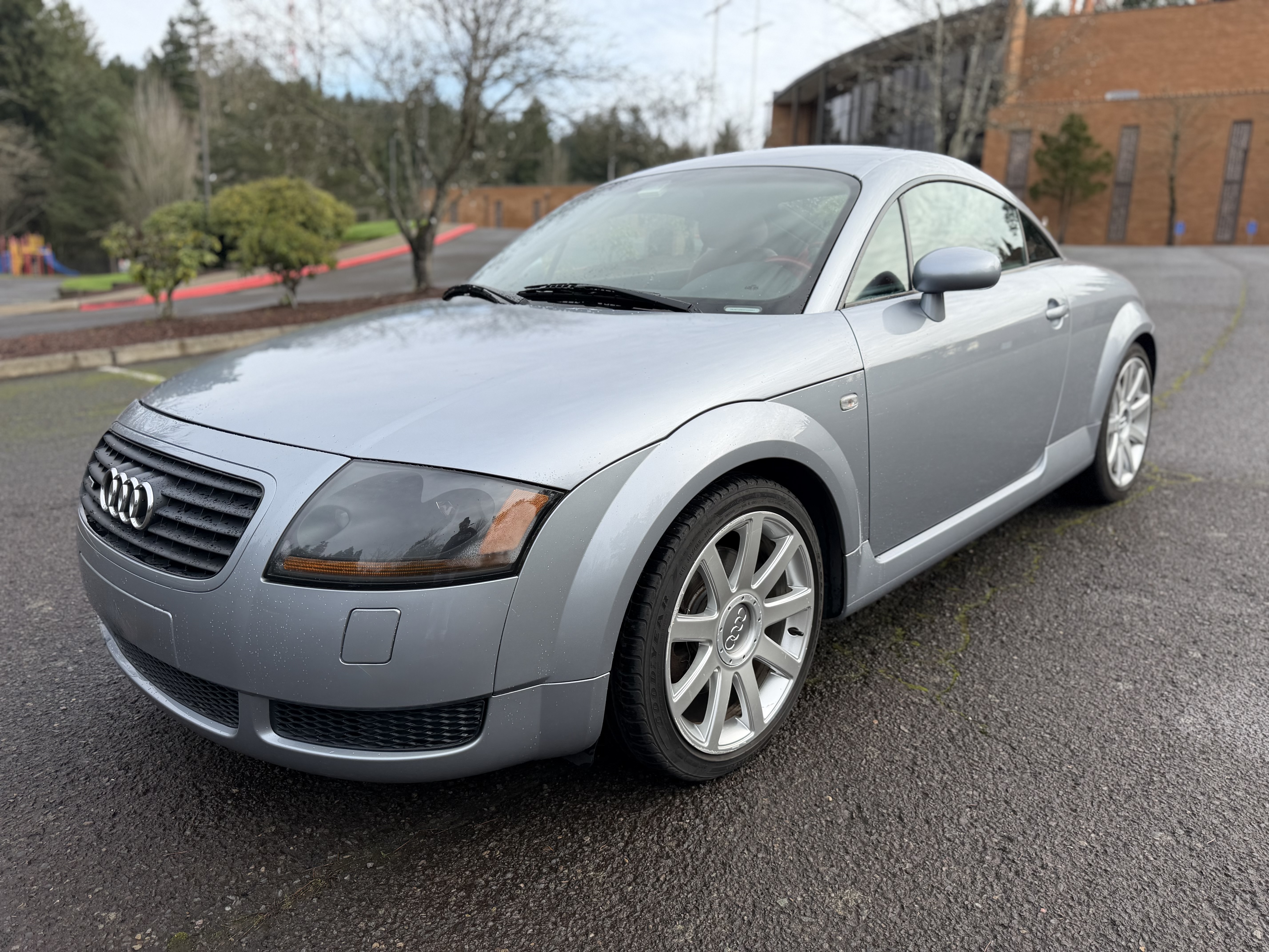 2002 Audi TT 1.8T 225hp quattro Coupe AWD