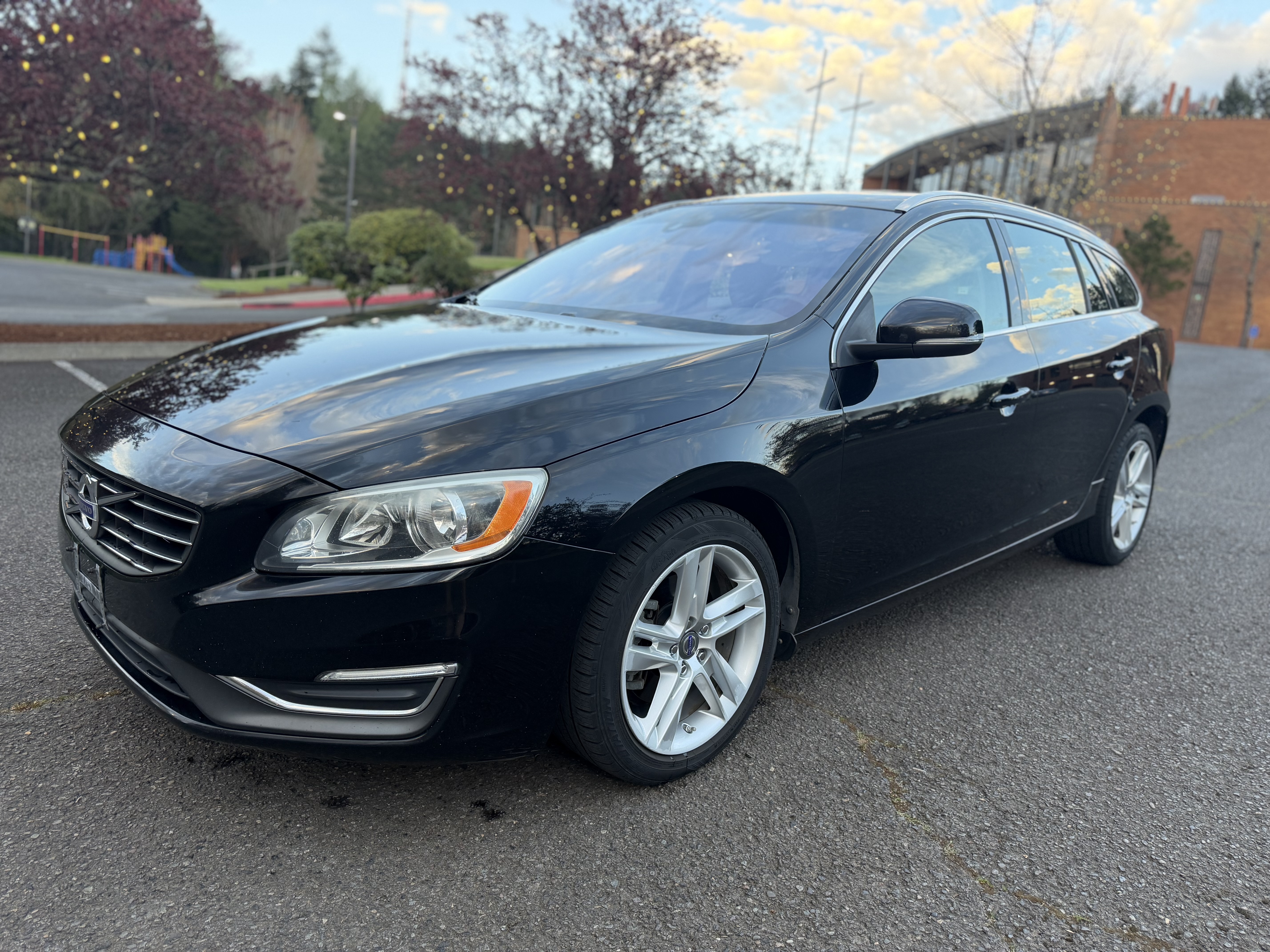 Black 2015 Volvo V60 T5 Premier Wagon Front-Wheel Drive Automatic