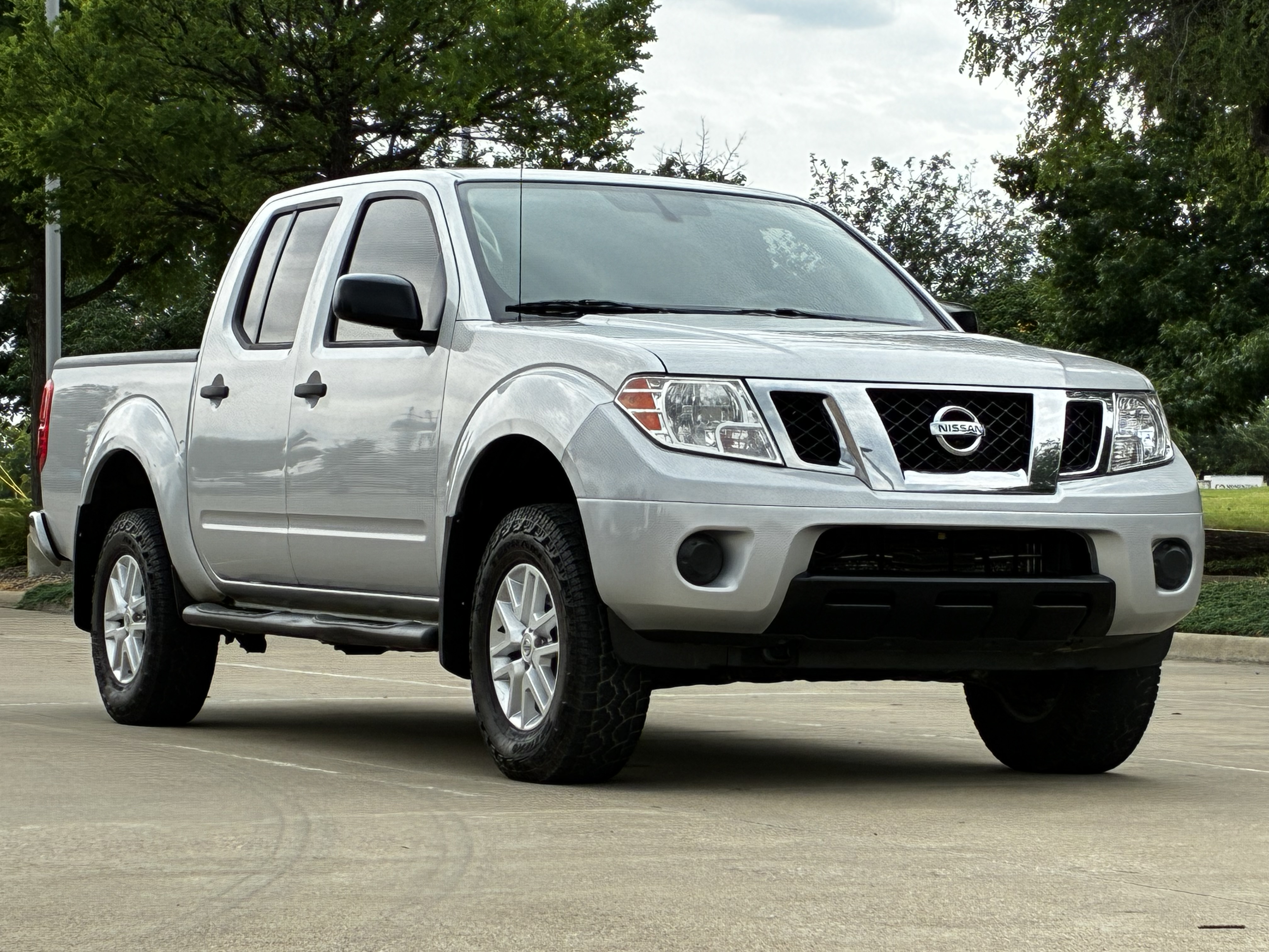 2019 Nissan Frontier SV V6 Crew Cab 4WD