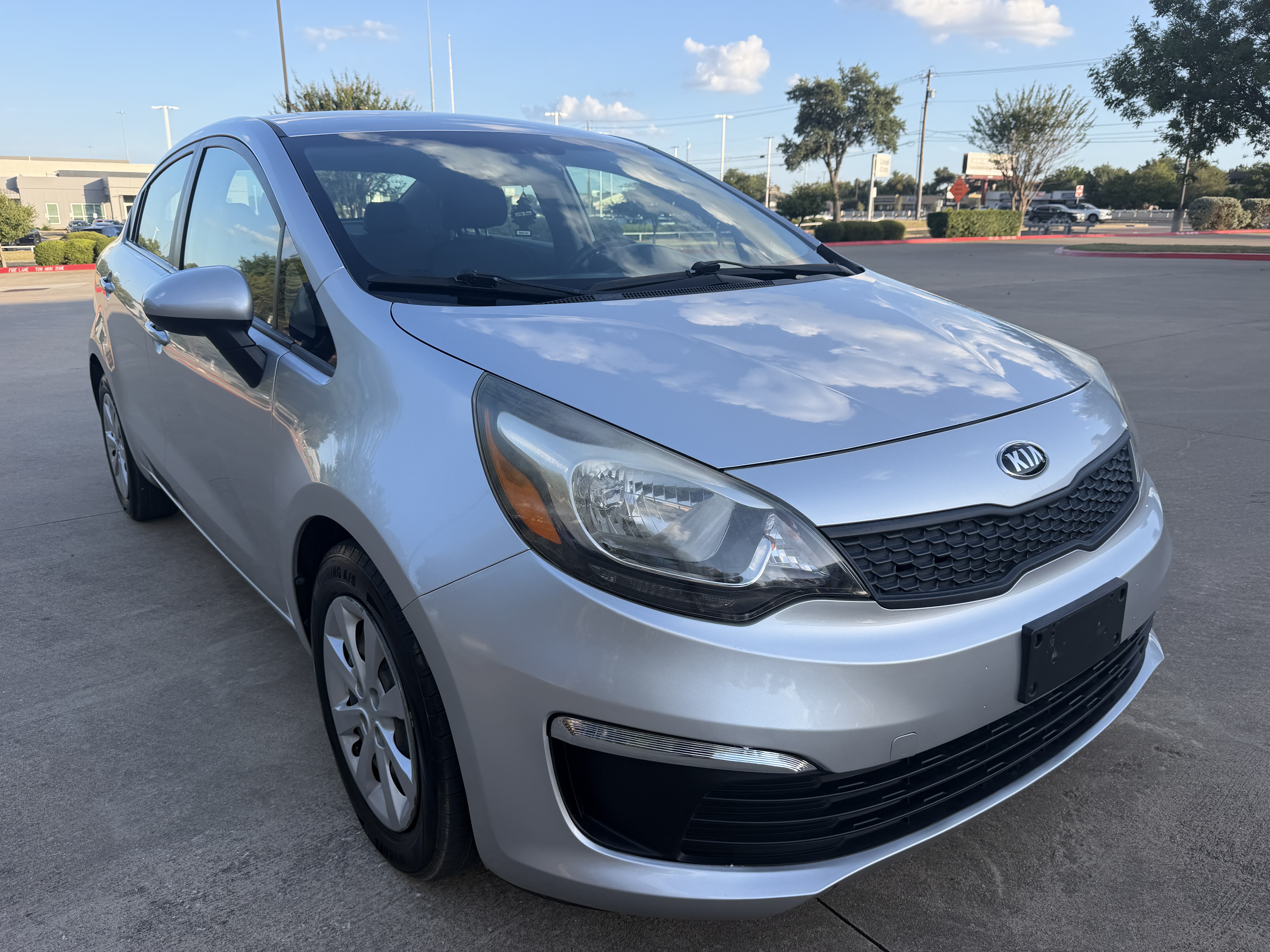 Silver 2016 Kia Rio Sedan Front-Wheel Drive Automatic
