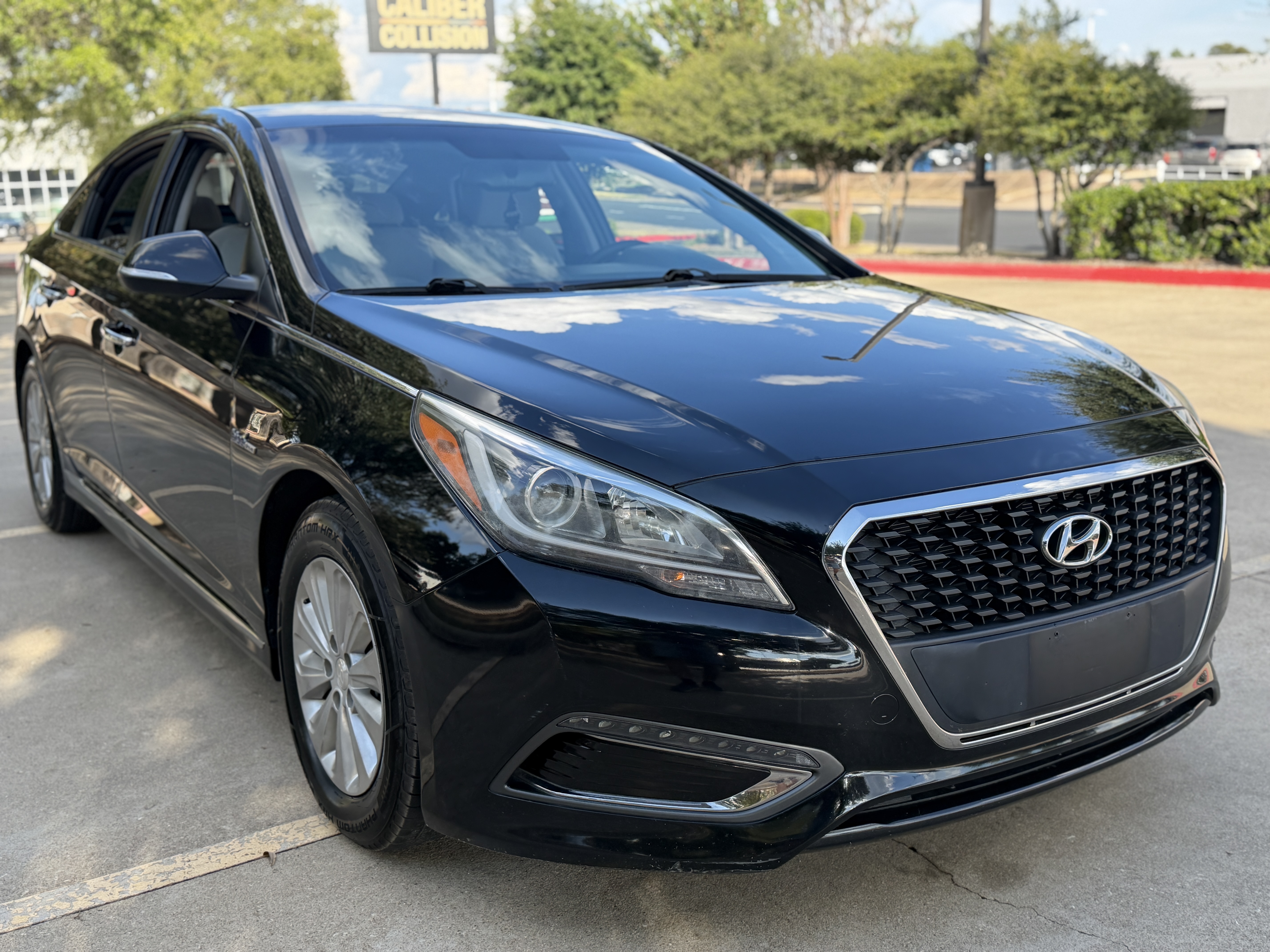 2016 Hyundai Sonata Hybrid GL (Middle-Low)