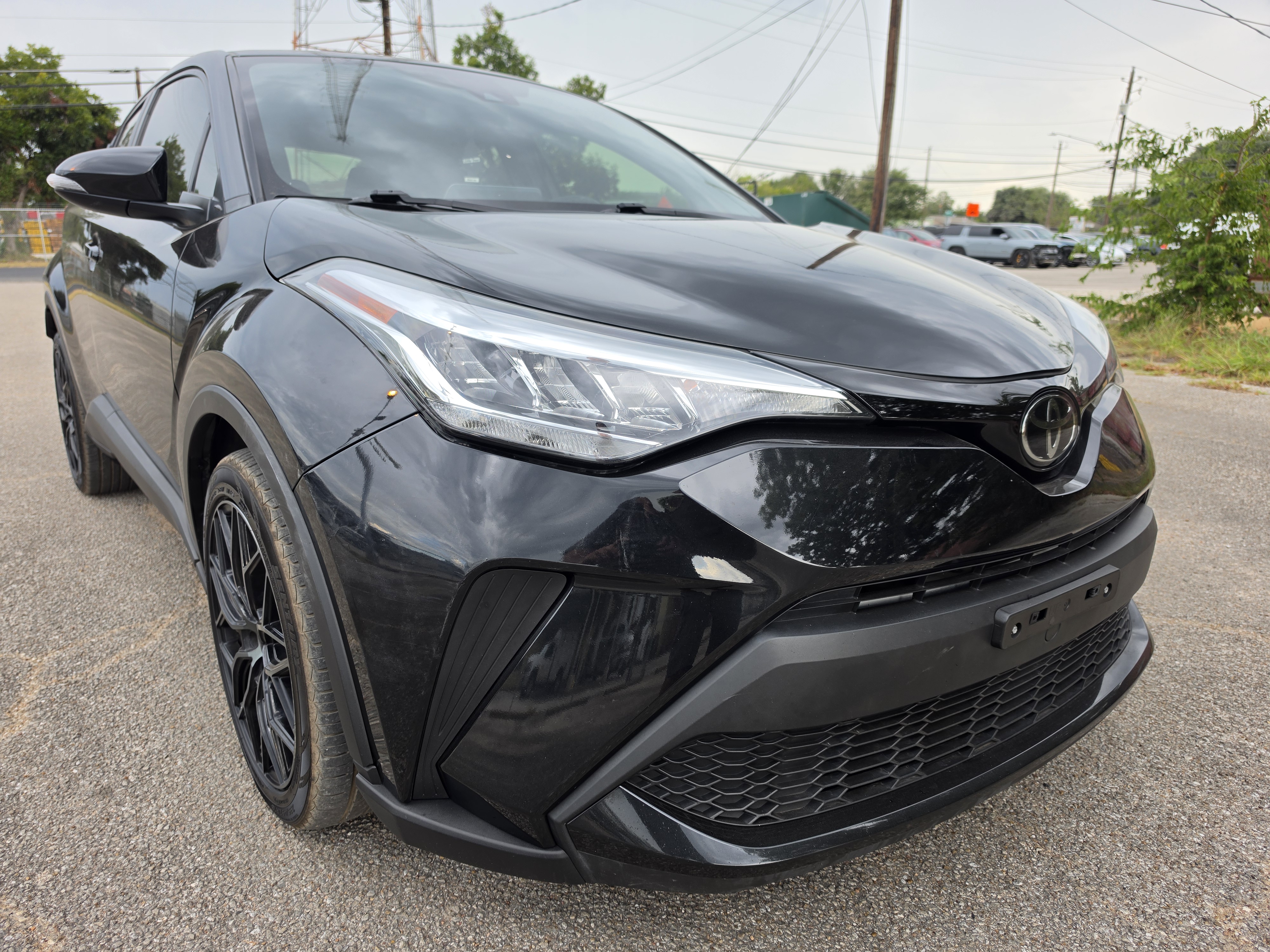 2020 Toyota C-HR LE FWD (Natl)