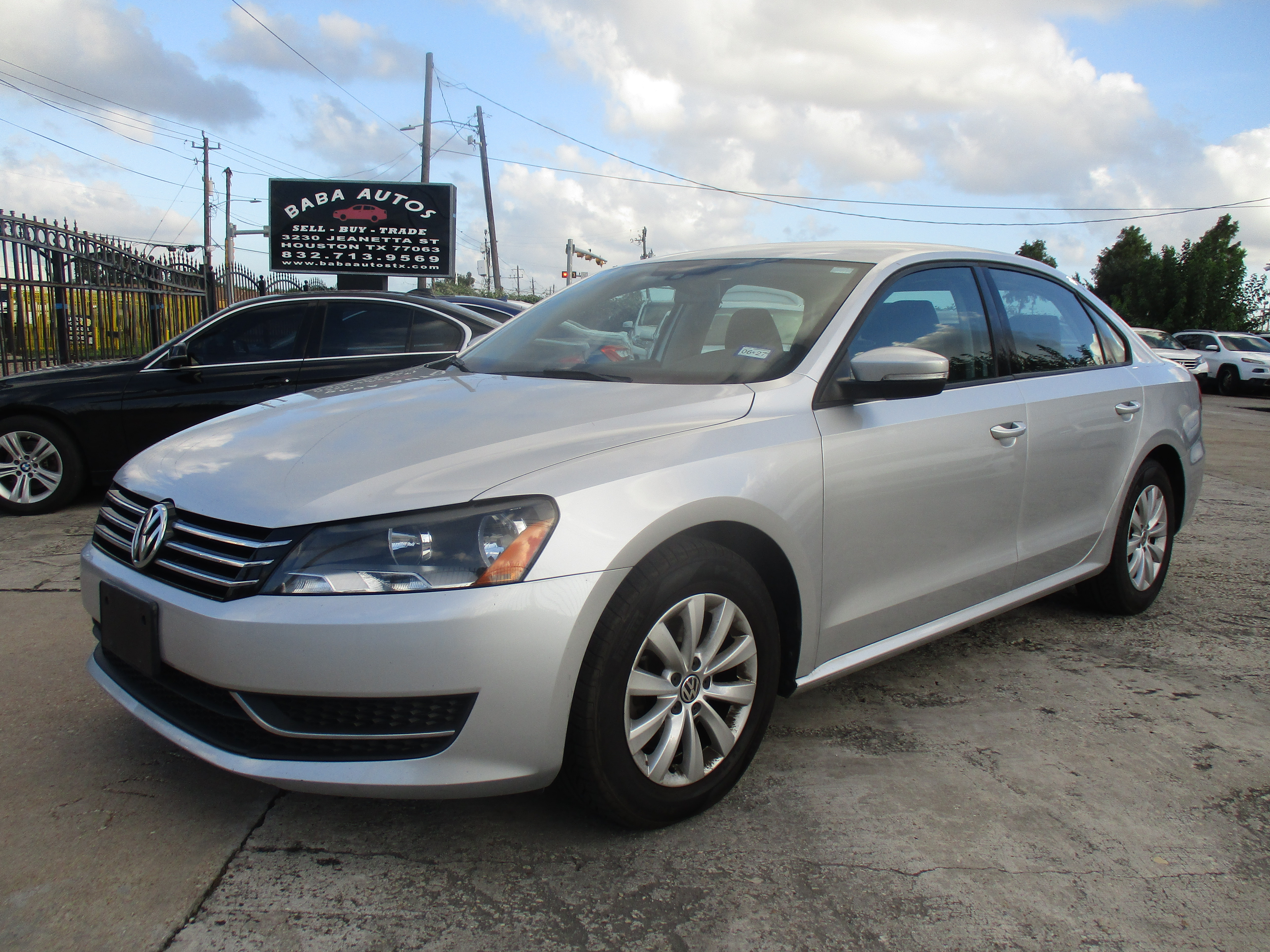 Silver 2013 Volkswagen Passat Sedan Front-Wheel Drive Automatic