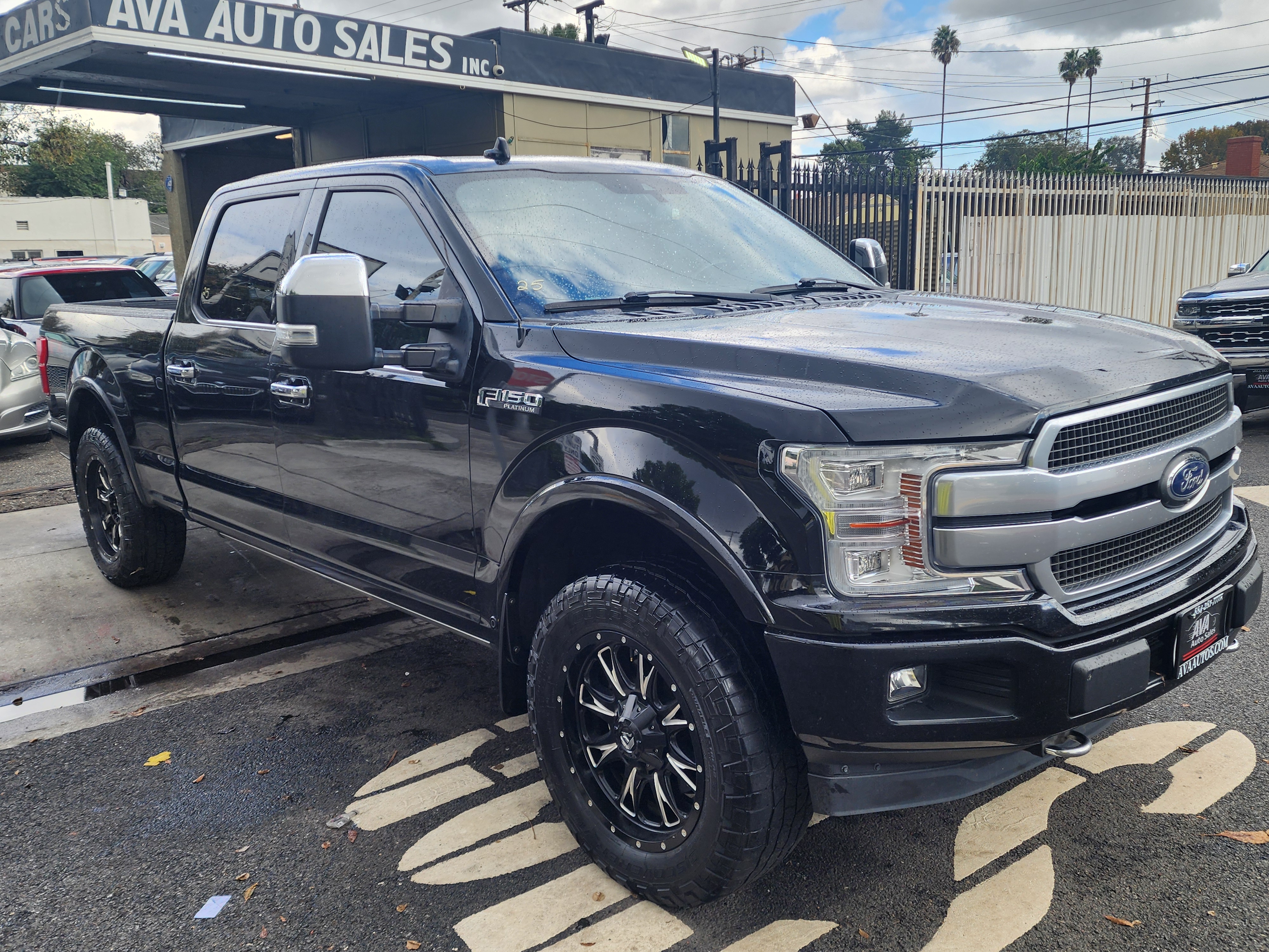 2019 Ford F-150 Platinum 4x4 SuperCrew 5-1/2 Box's photo
