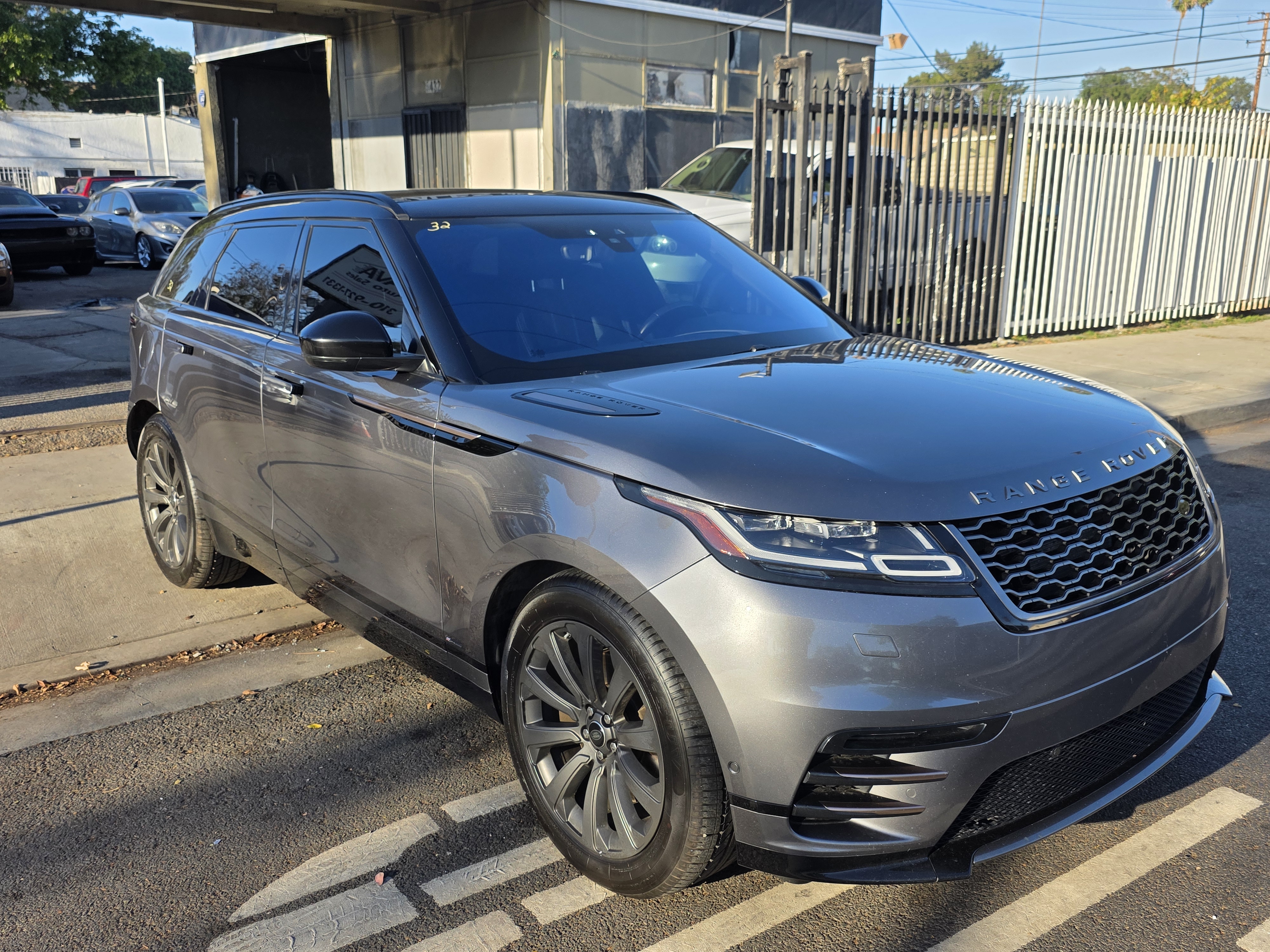 2019 Land Rover Range Rover Velar R-Dynamic SE V6 (340HP)'s photo