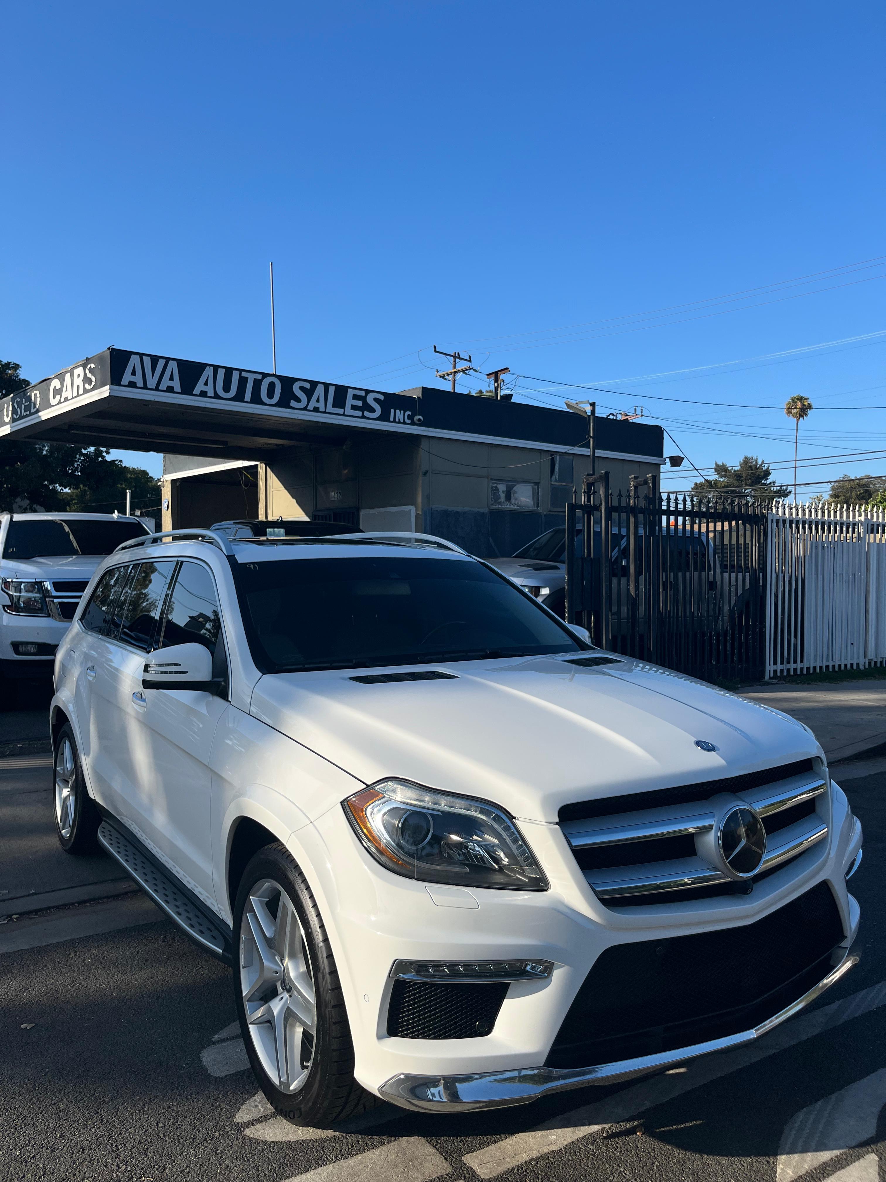 2015 Mercedes-Benz GL-Class GL550's photo