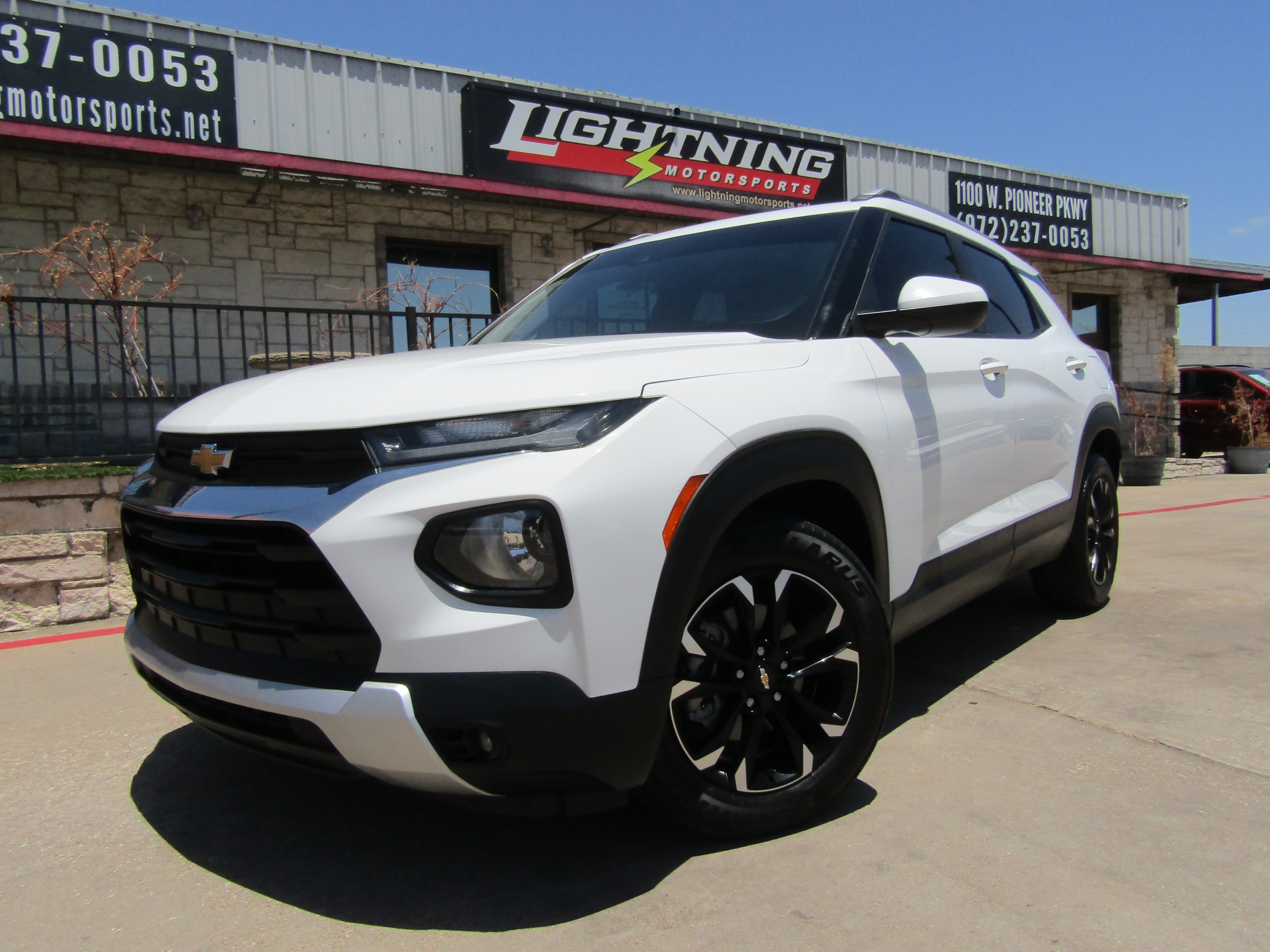 White 2023 Chevrolet Trailblazer SUV / Crossover Front-Wheel Drive Automatic