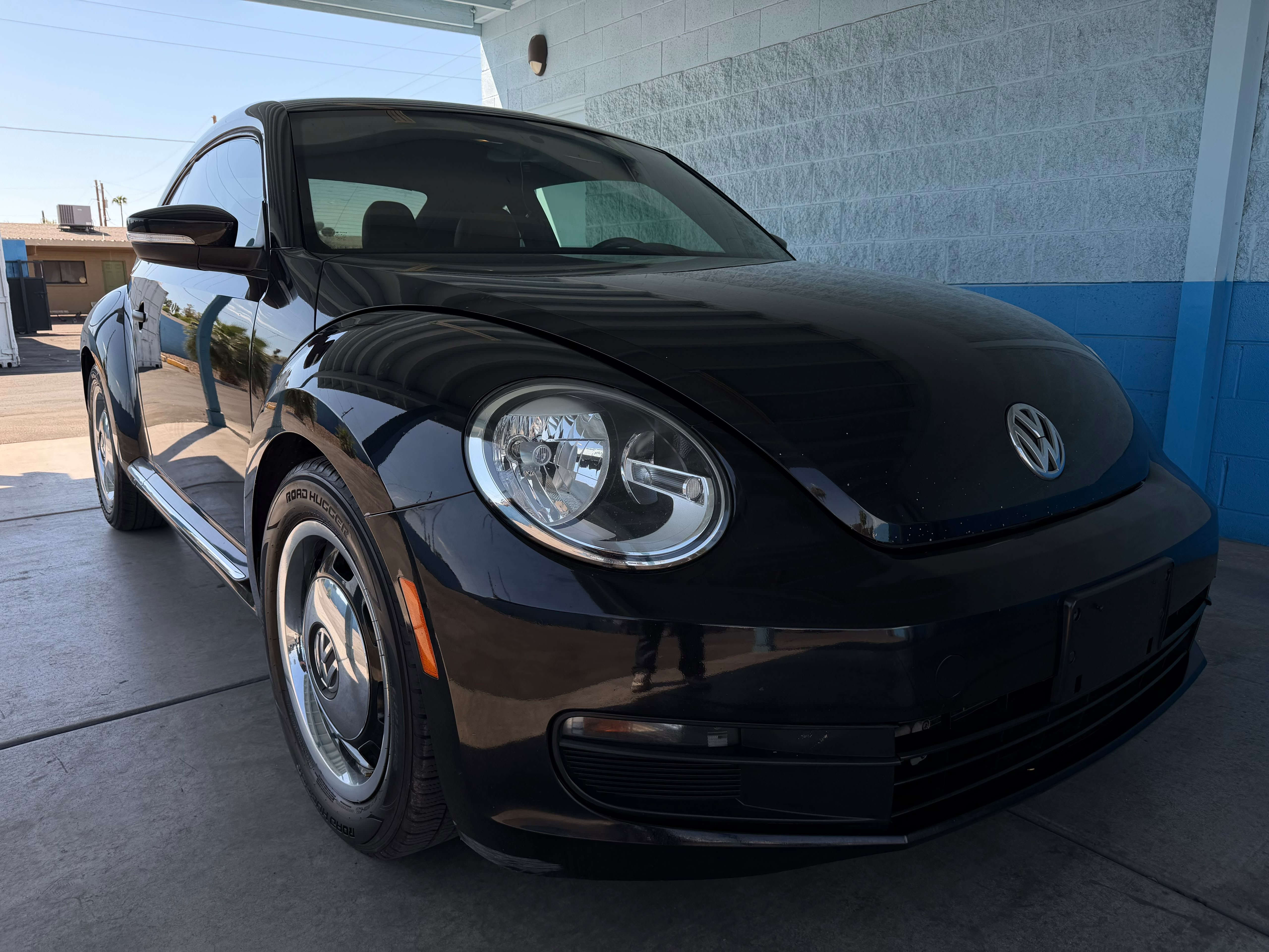 Black 2016 Volkswagen Beetle Hatchback Front-Wheel Drive