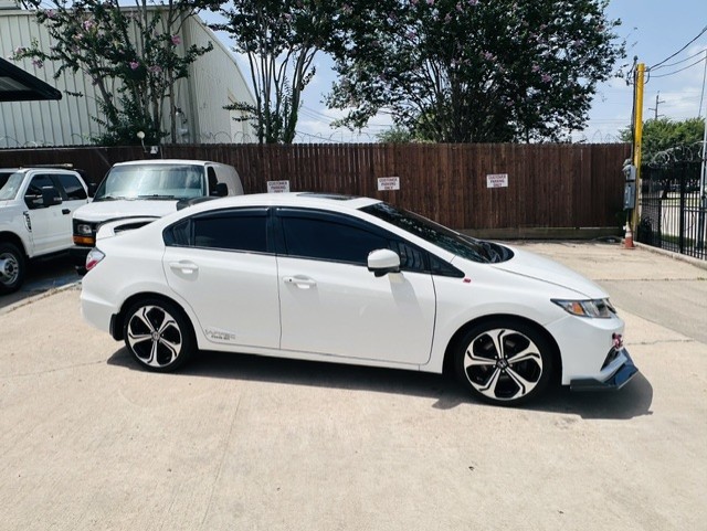 White 2015 Honda Civic Sedan Front-Wheel Drive Manual