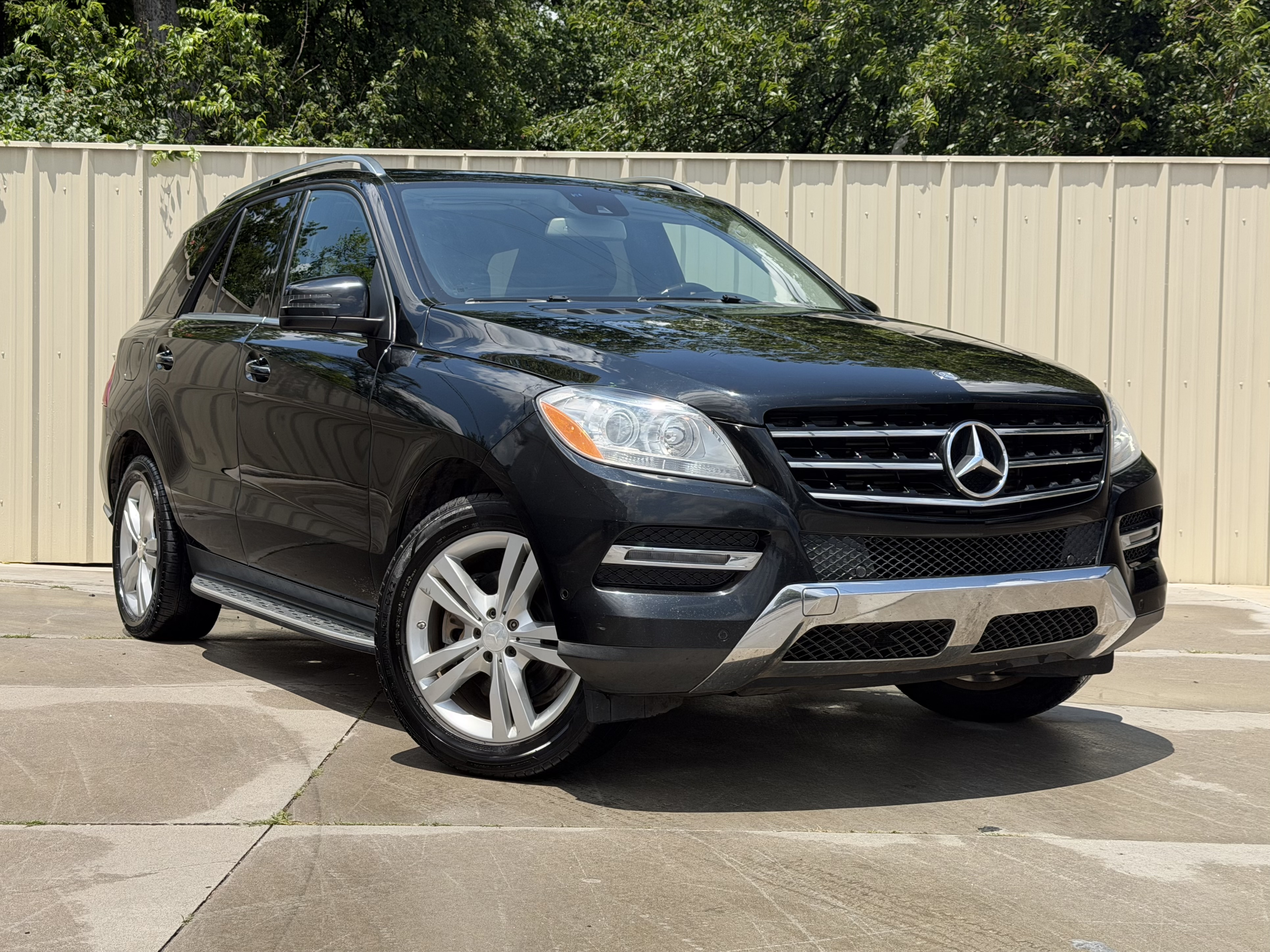 Black 2013 Mercedes-Benz M-Class SUV / Crossover All-Wheel Drive Automatic