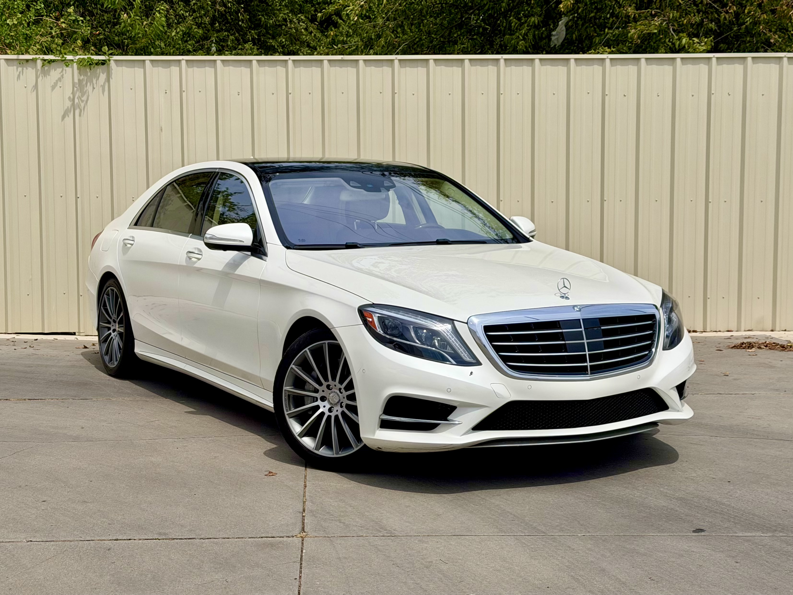 White 2016 Mercedes-Benz S-Class Sedan Rear-Wheel Drive Automatic