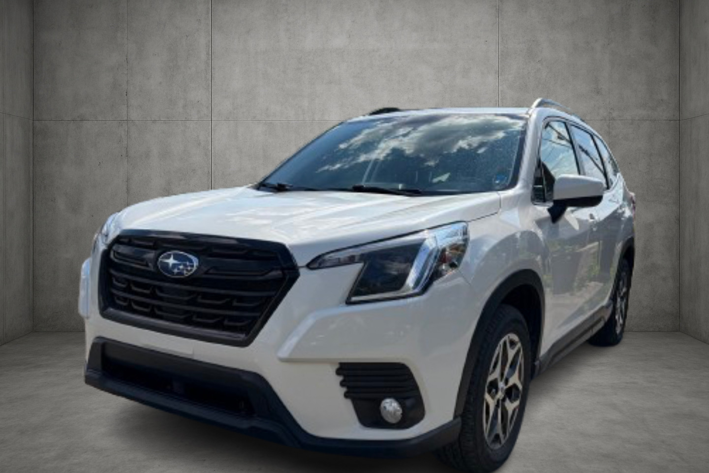 White 2023 Subaru Forester Wagon Automatic