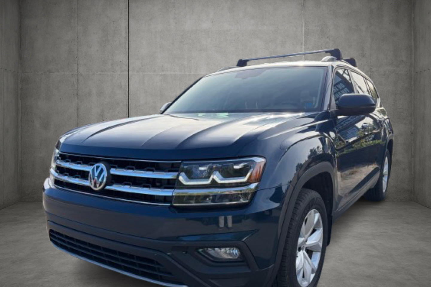 Blue 2018 Volkswagen Atlas SUV / Crossover All-Wheel Drive Automatic