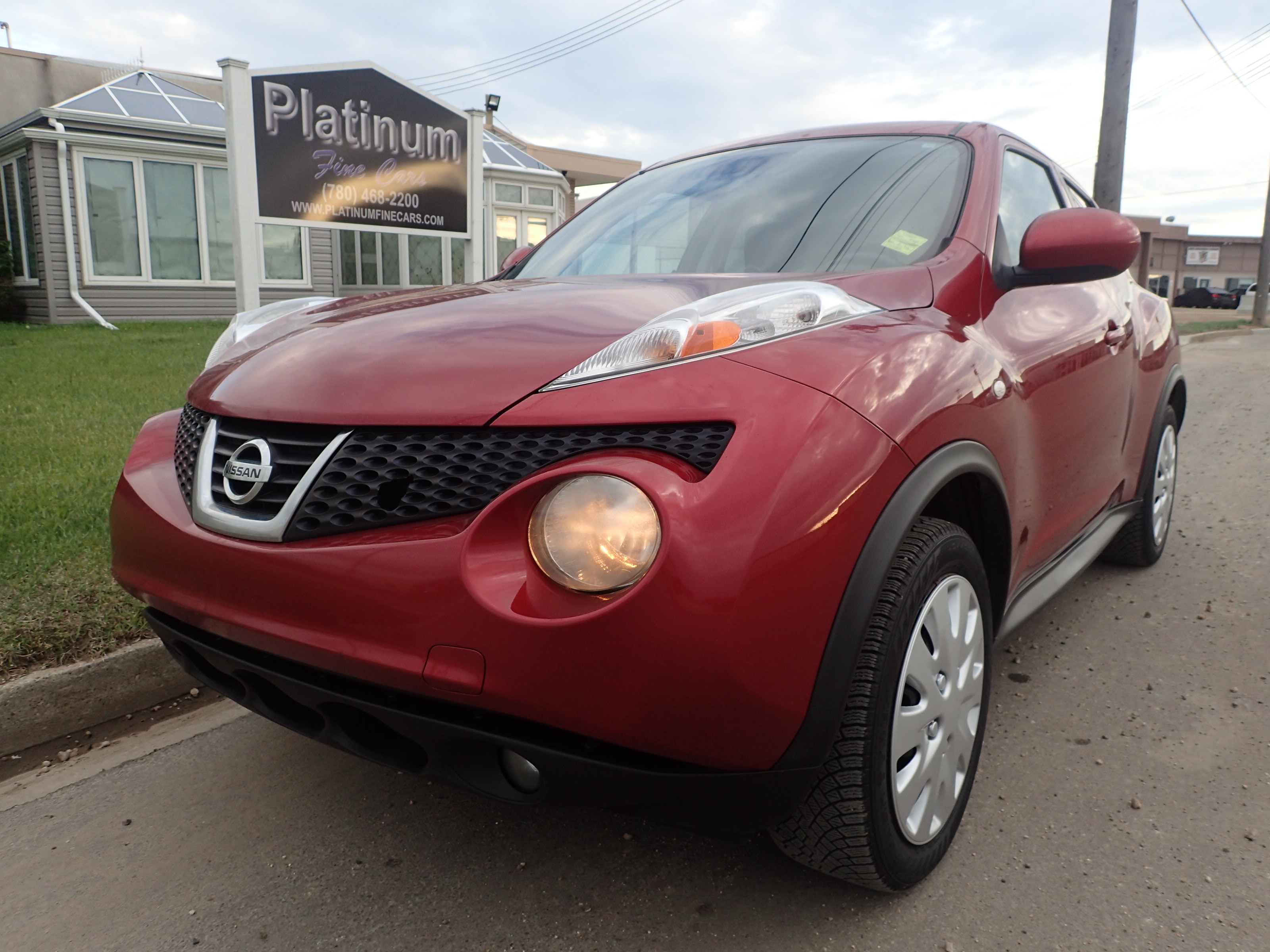 Red 2012 Nissan Juke SV AWD SUV / Crossover All-Wheel Drive Automatic
