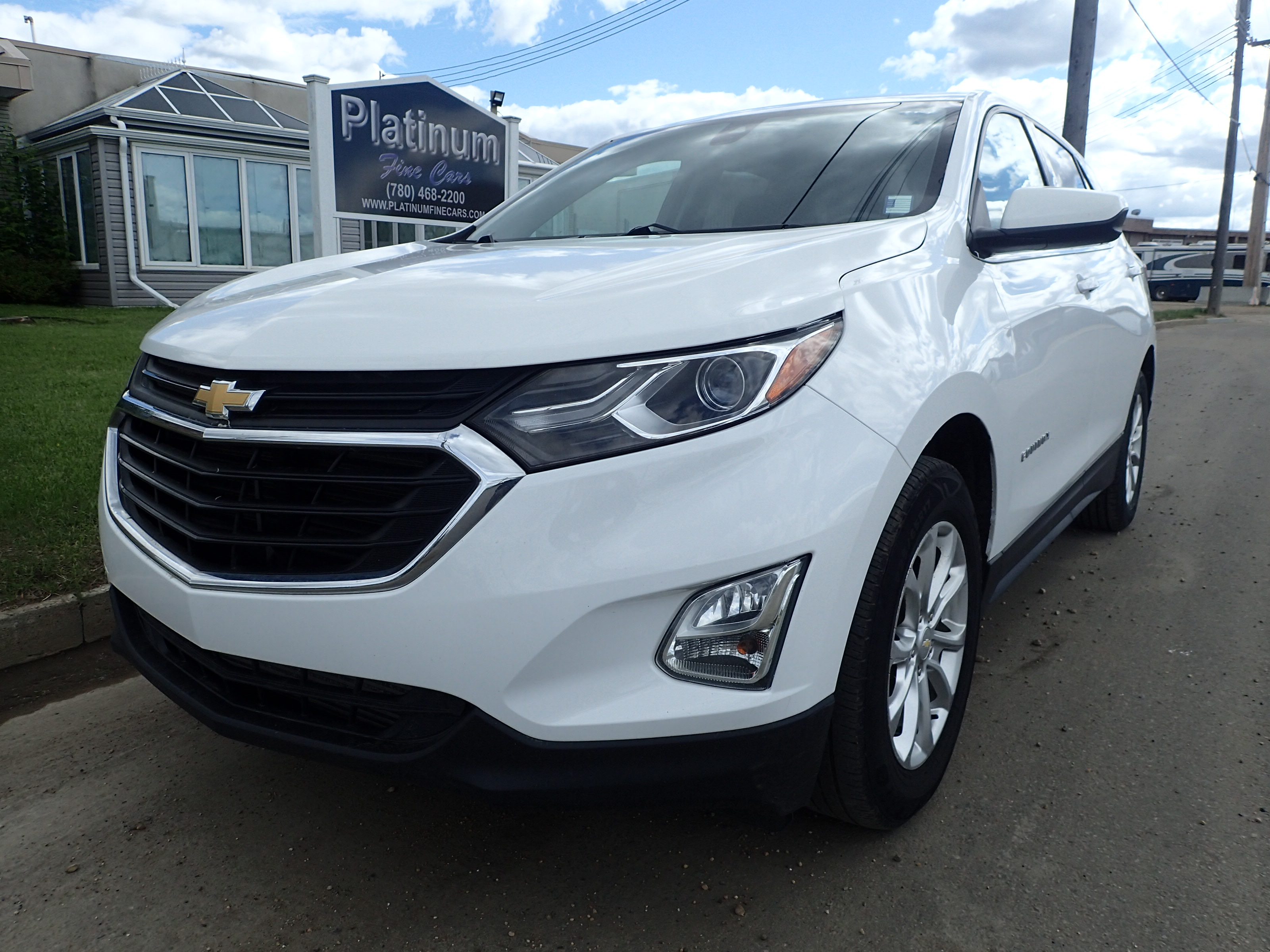 White 2020 Chevrolet Equinox 1.5T LT FWD SUV / Crossover Front-Wheel Drive Automatic
