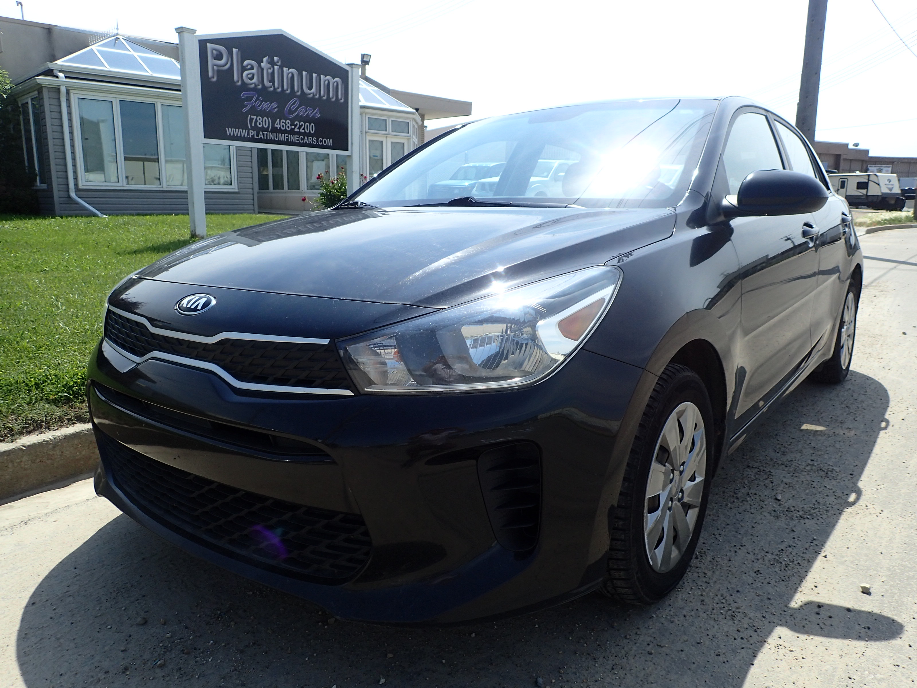 Black 2020 Kia Rio5 Wagon Front-Wheel Drive Automatic