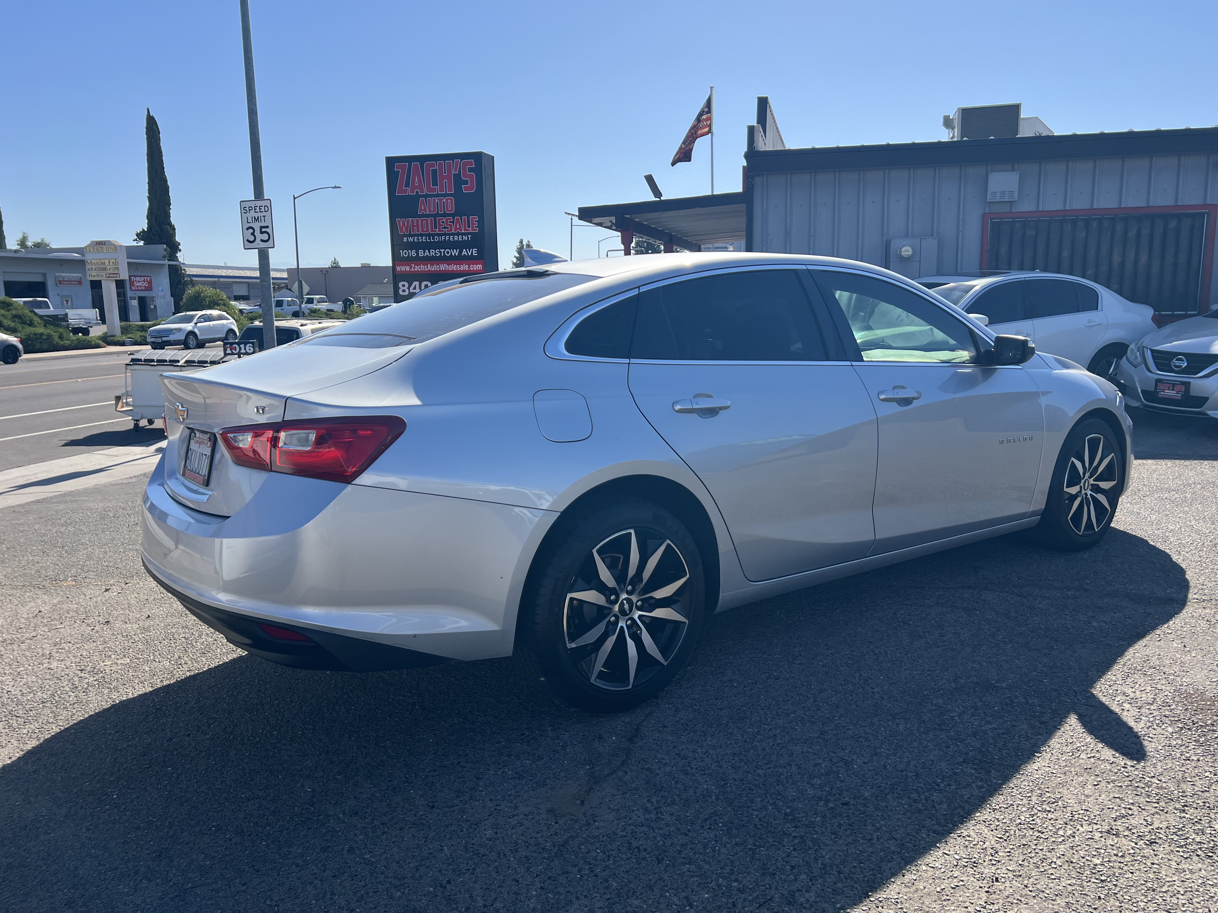 View vehicle photo 6