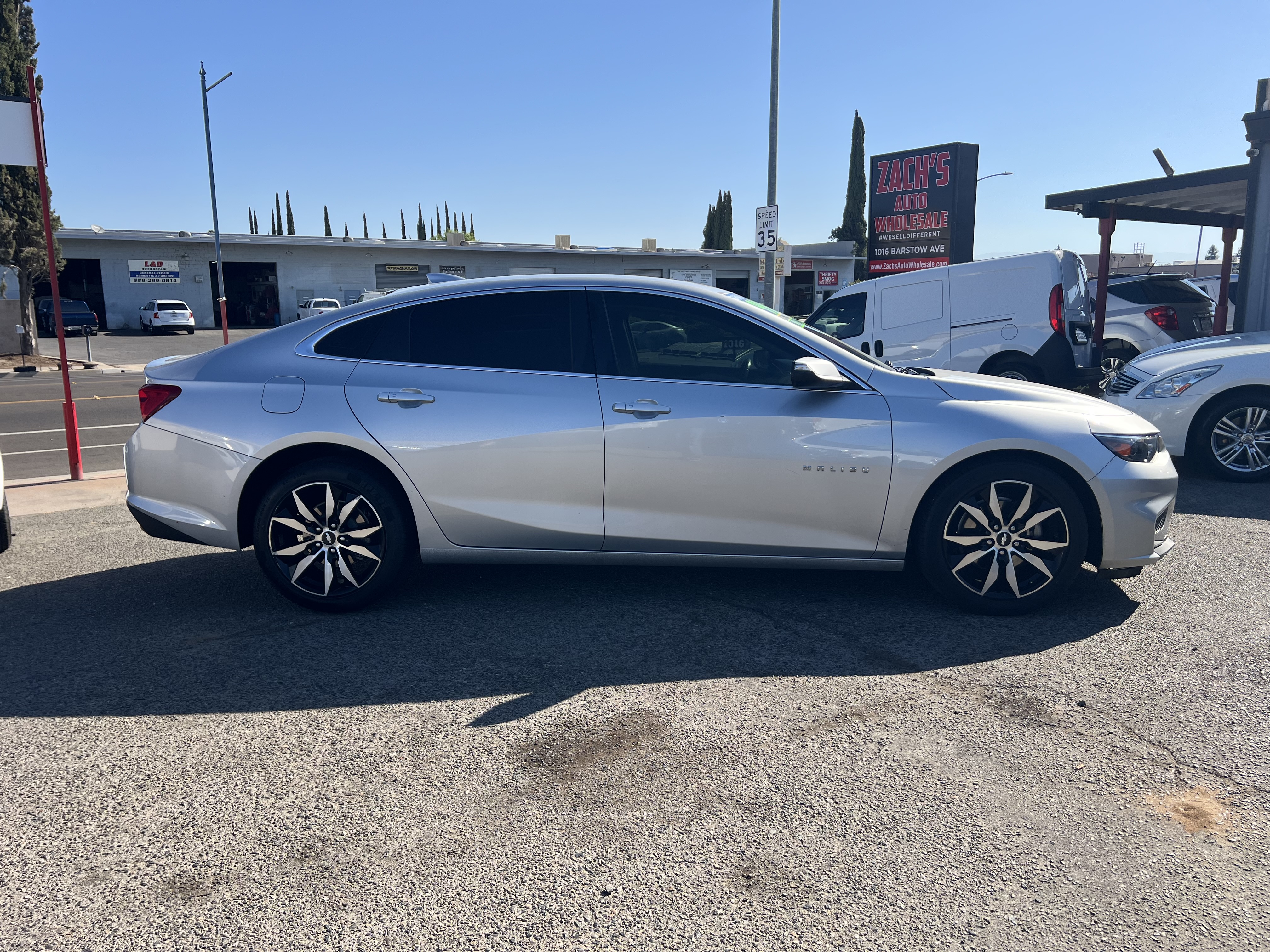 View vehicle photo 5