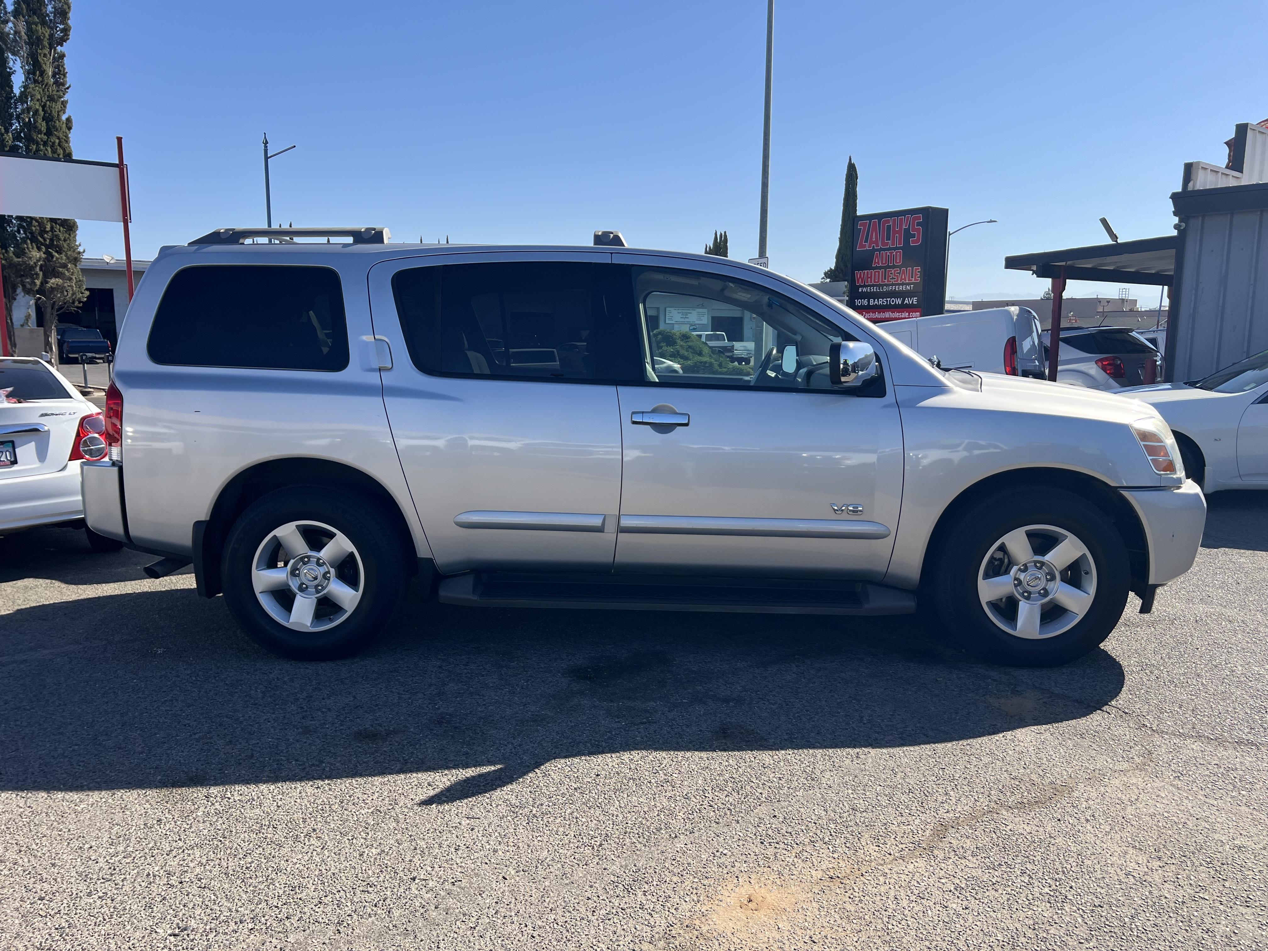 View vehicle photo 5