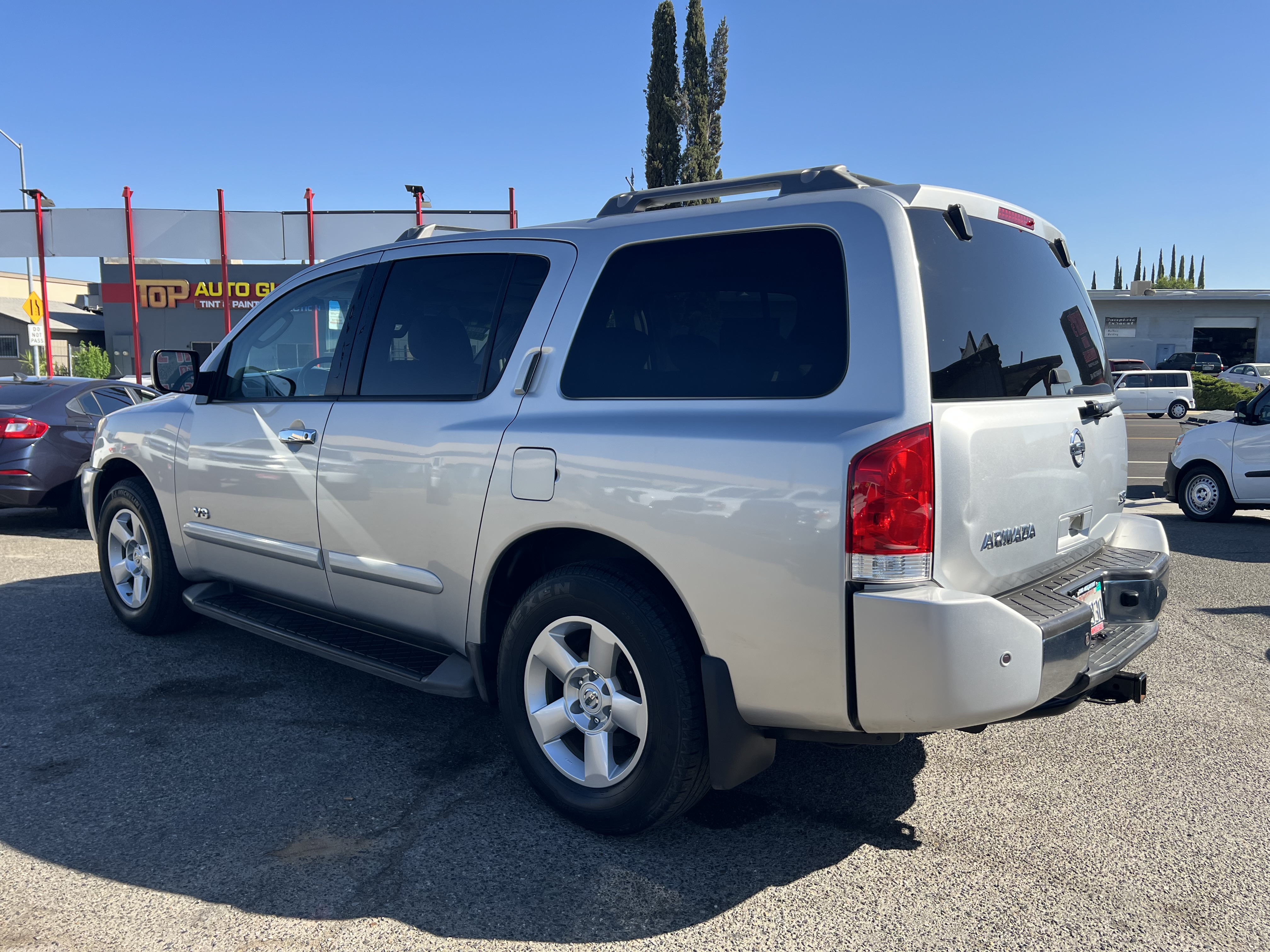 View vehicle photo 3