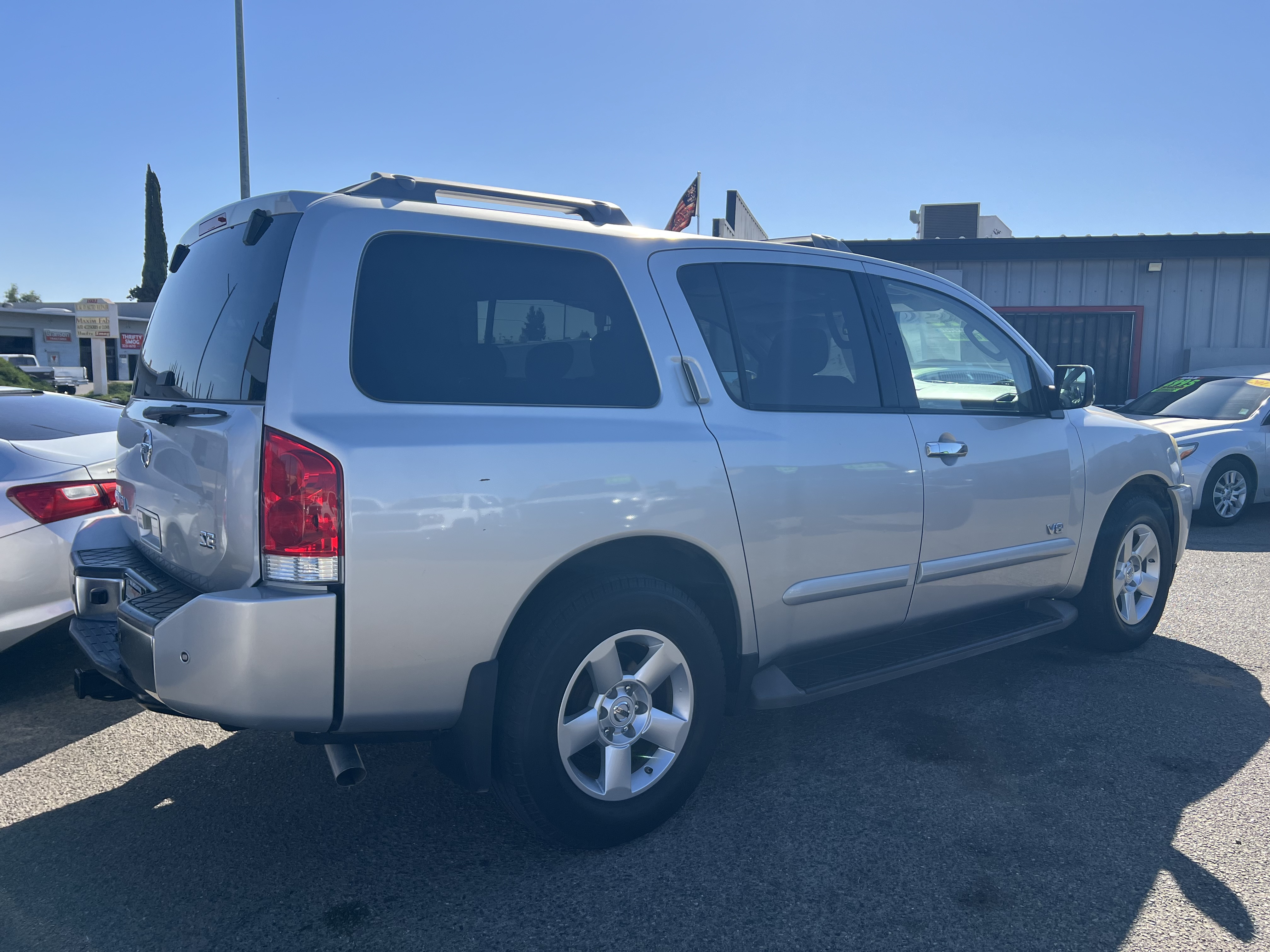 View vehicle photo 6