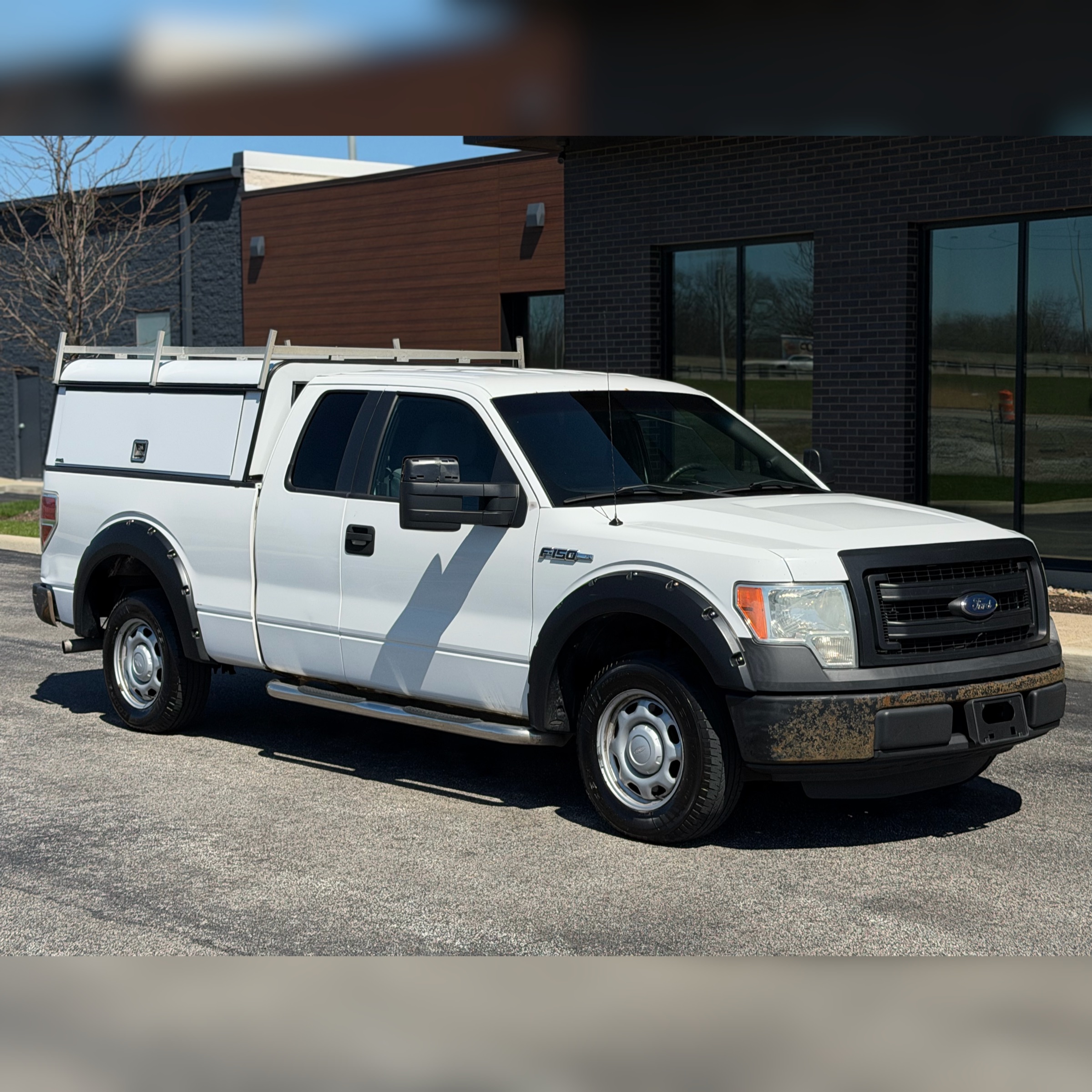 White 2013 Ford F-150 XL SuperCab Pickup Truck 4X2 Automatic